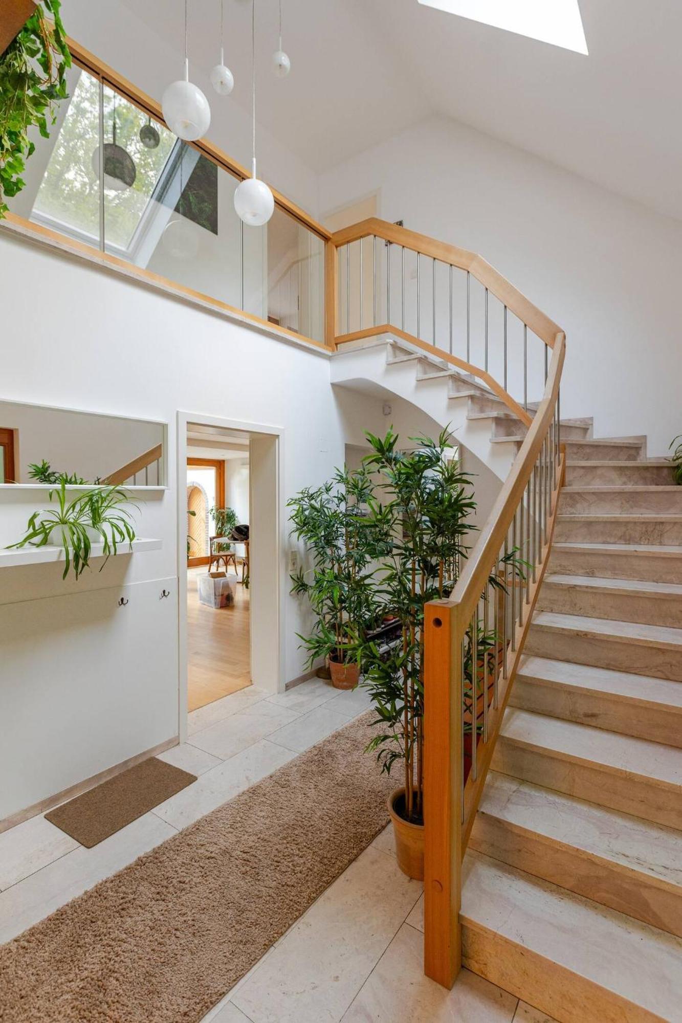Villa Family Mansion In Cologne