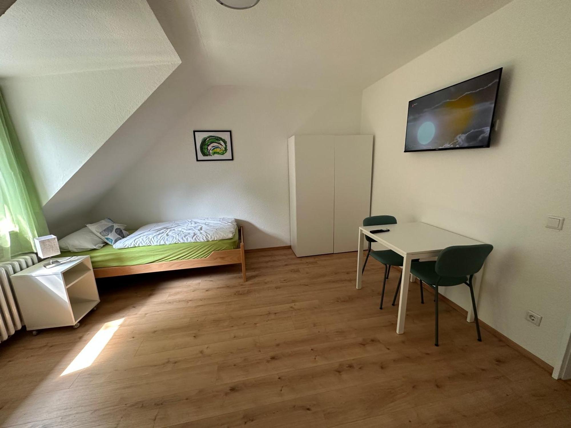 6-personen In Direkter Naehe Von Messe Und Flughafen Apartament *