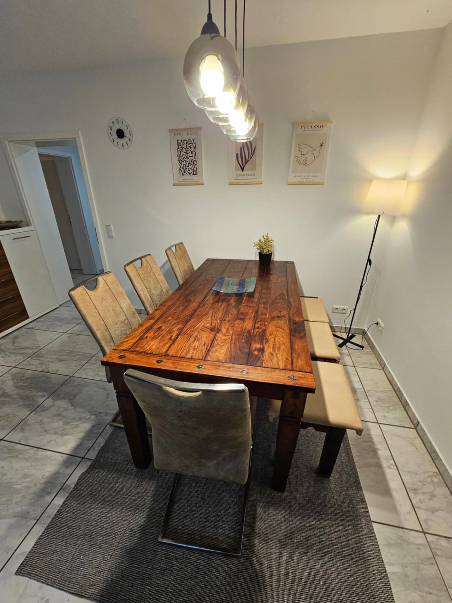 Maisonette In Koelner Villenviertel