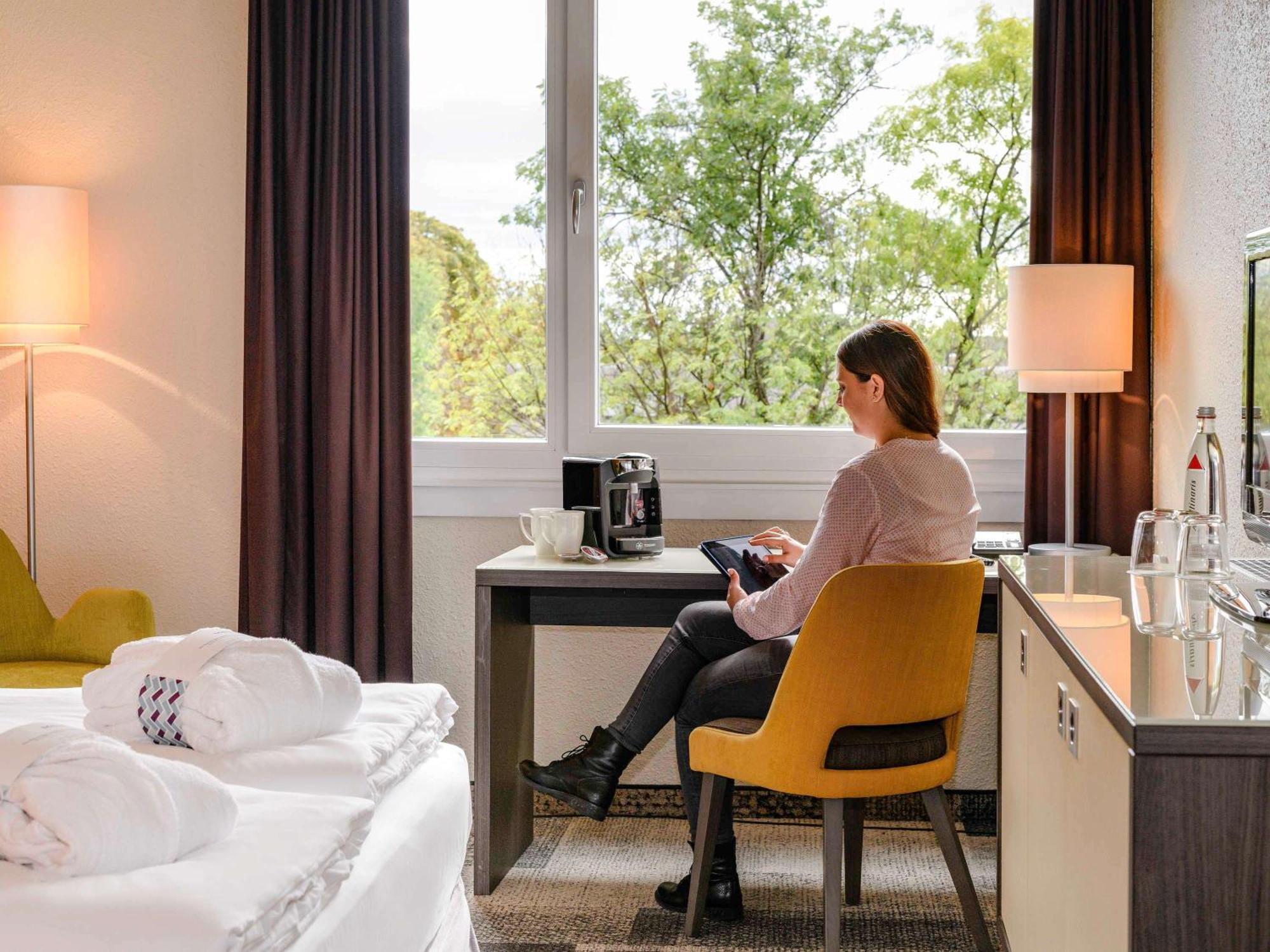 Hotel Mercure West 4*