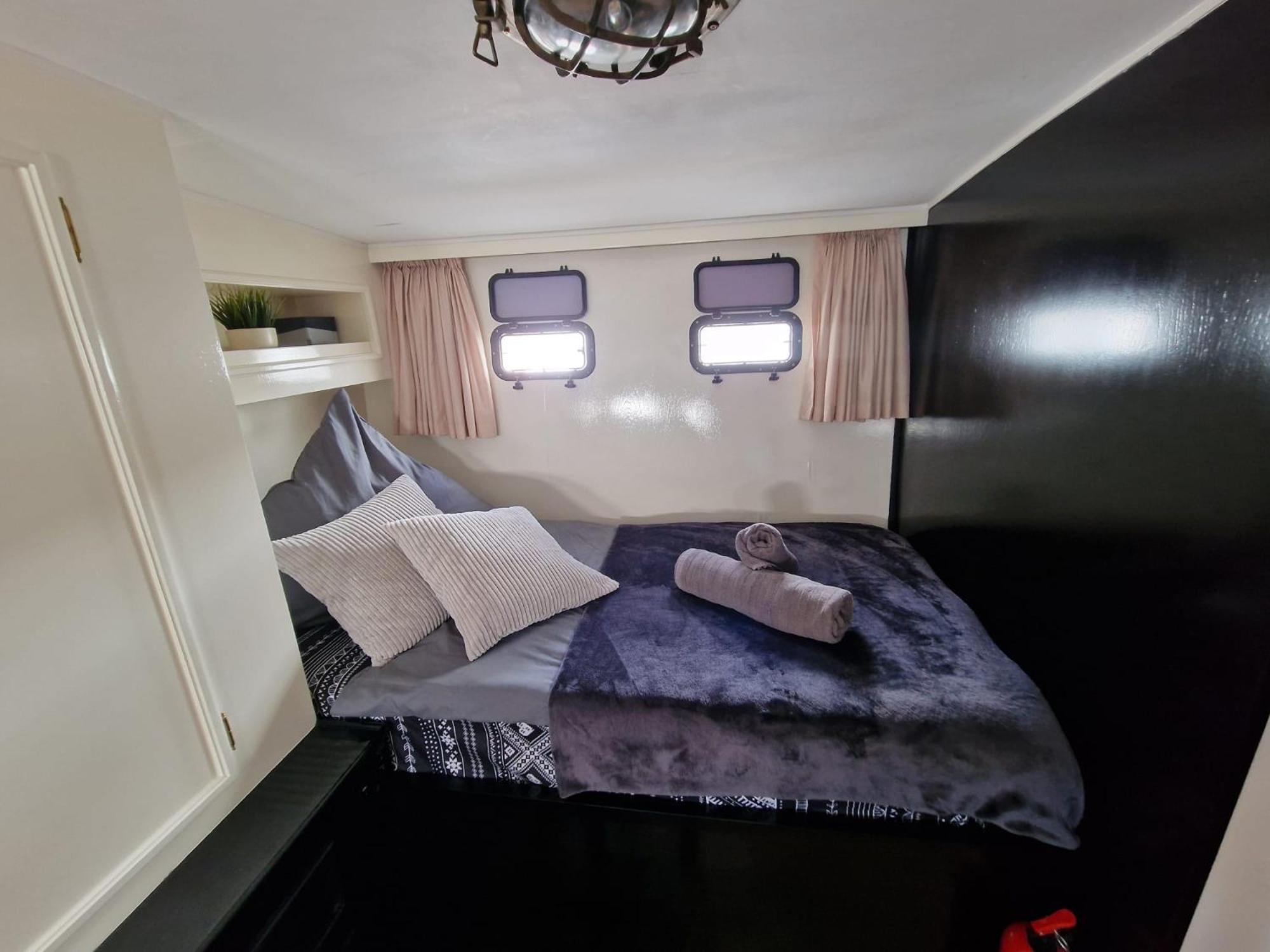 Fantasie Boot Botel