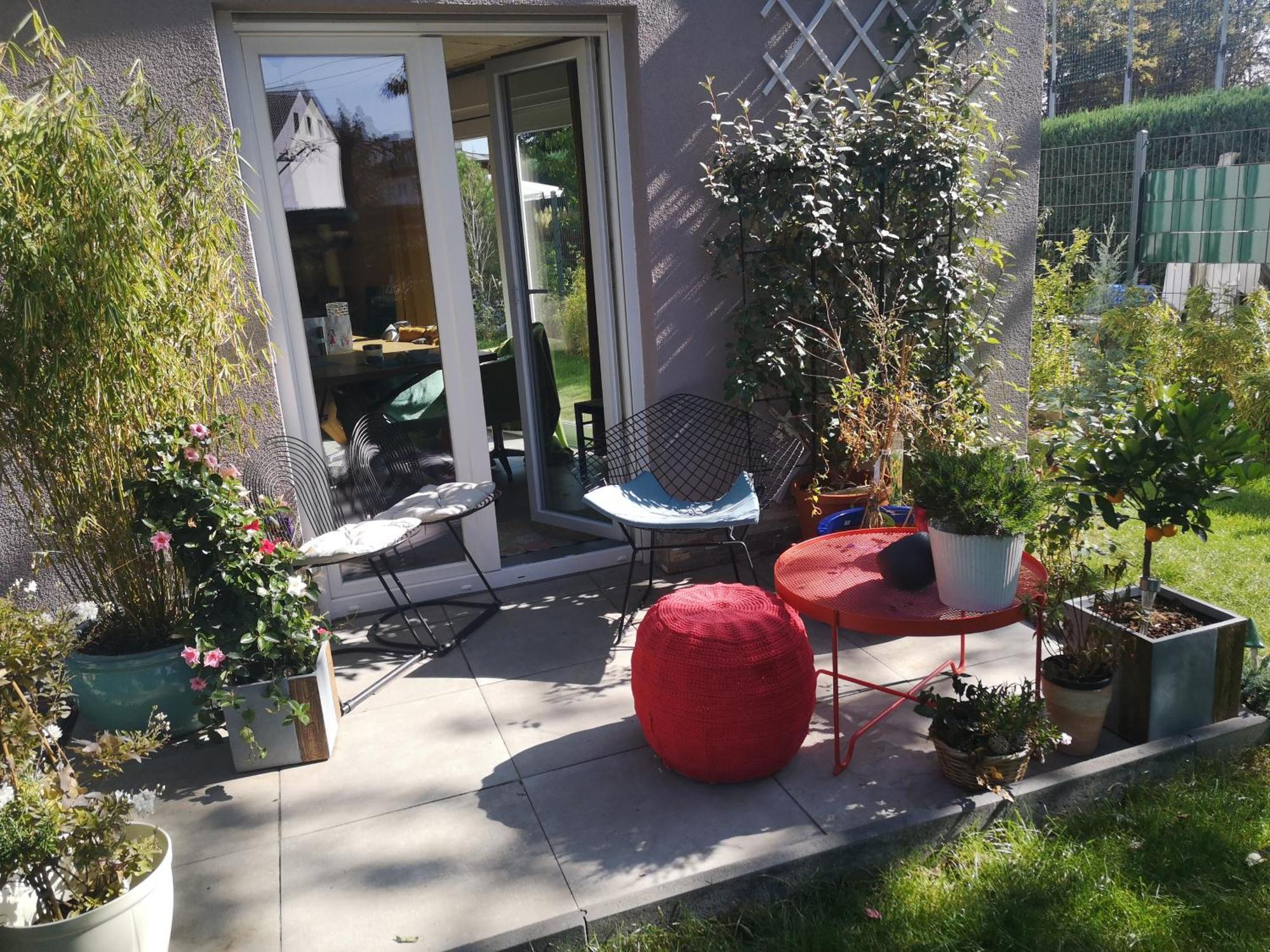 Modernes Haus Nahe Zentrum- Mindestens 6 Naechte Сasa de vacaciones