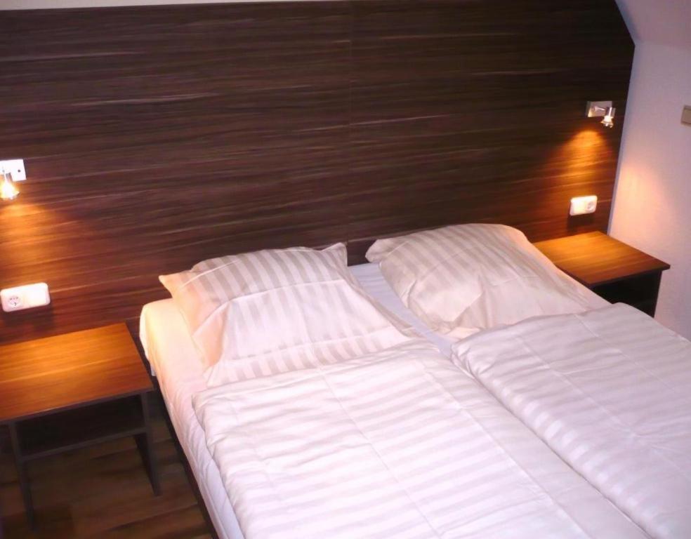 Hotel Ariana