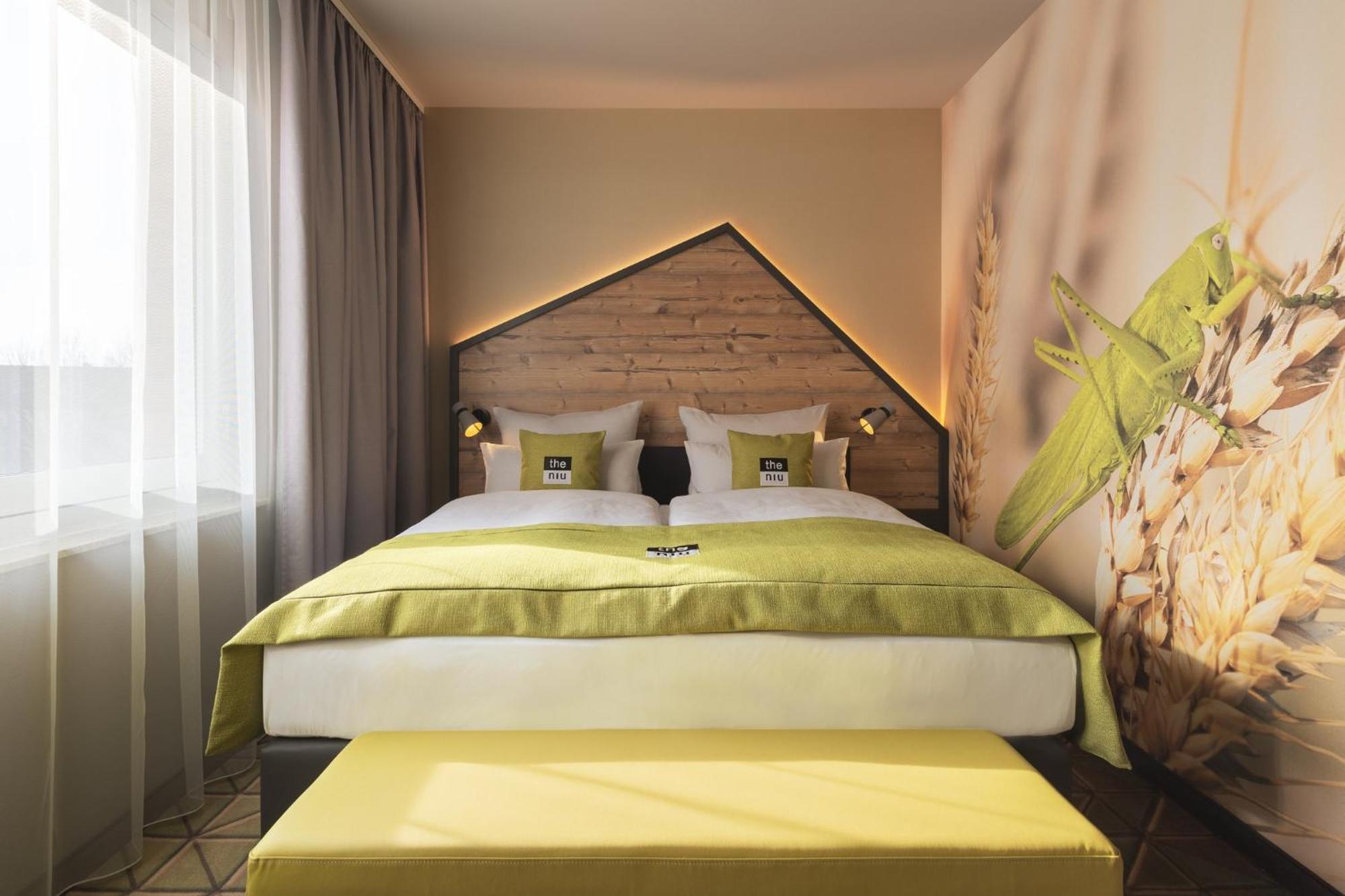 - The Niu, Mill Muelheim, An Ihg Cologne
