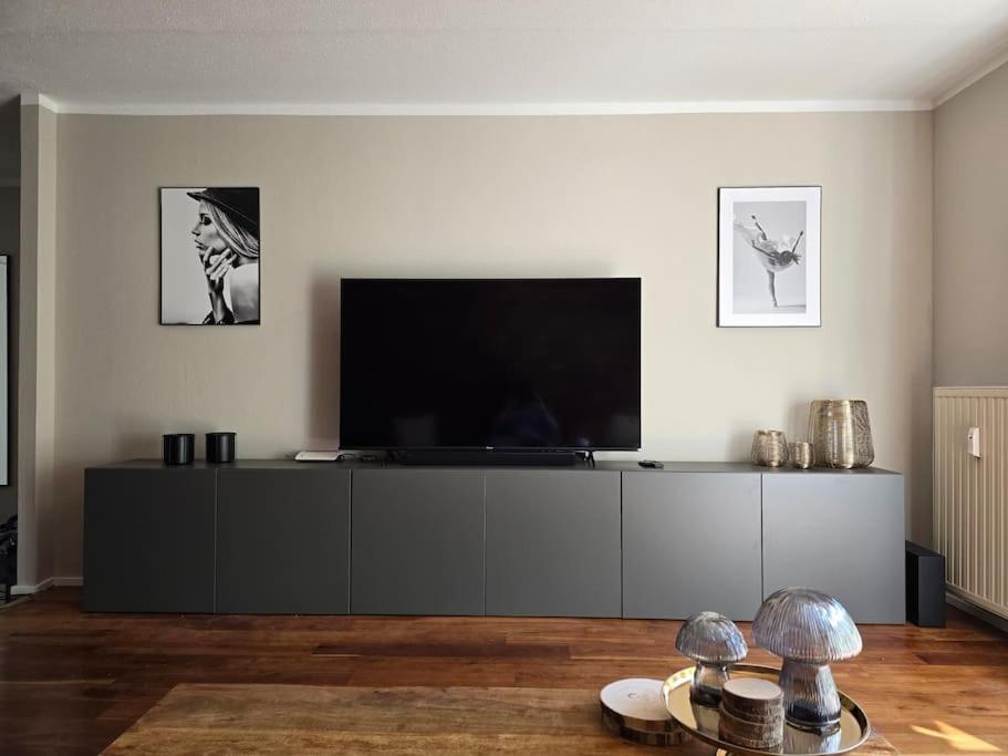 Stilvolles 2 Zi Mit 65qm Und Terrasse Apartment Cologne