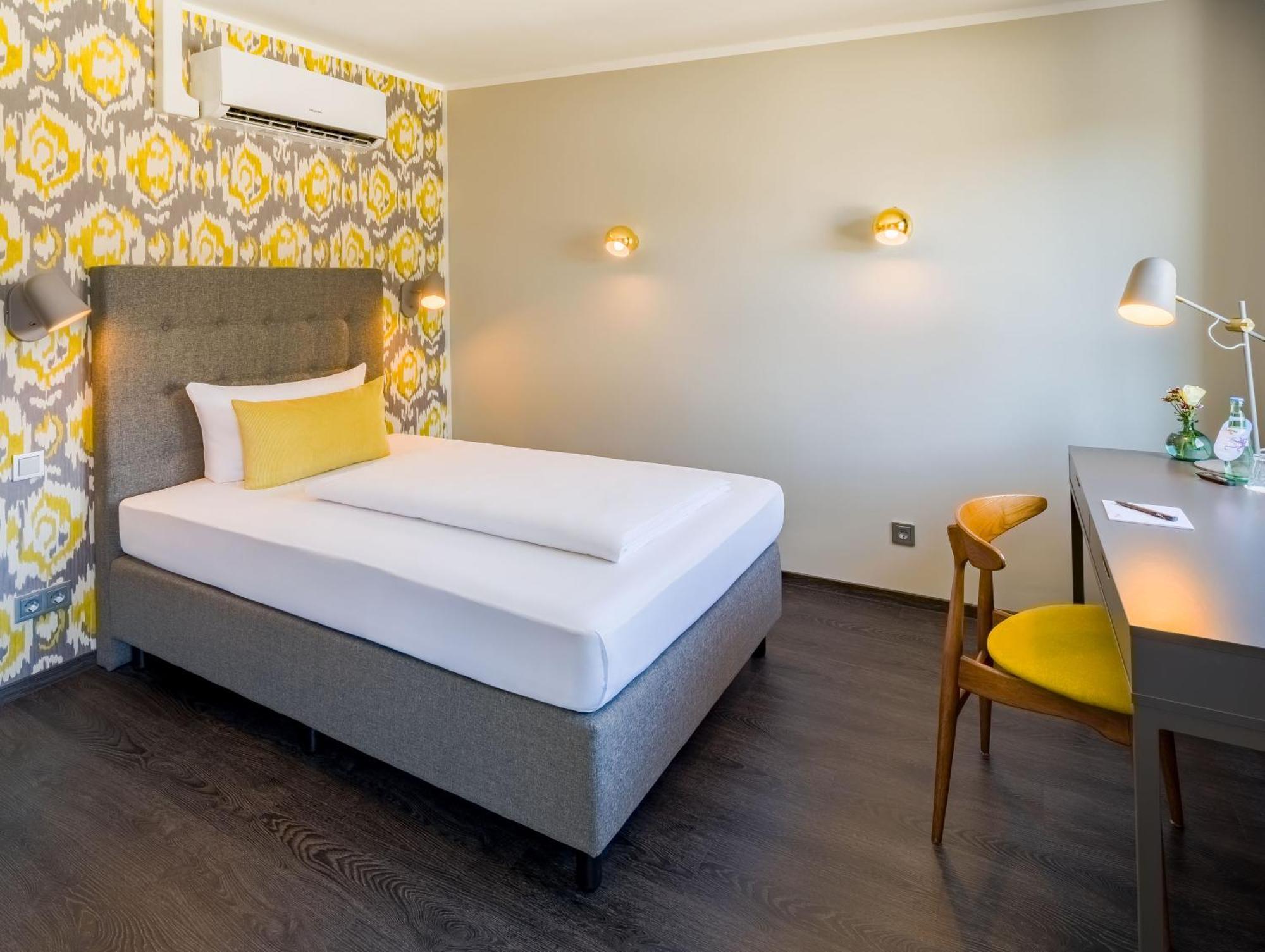 Rugs Hotel