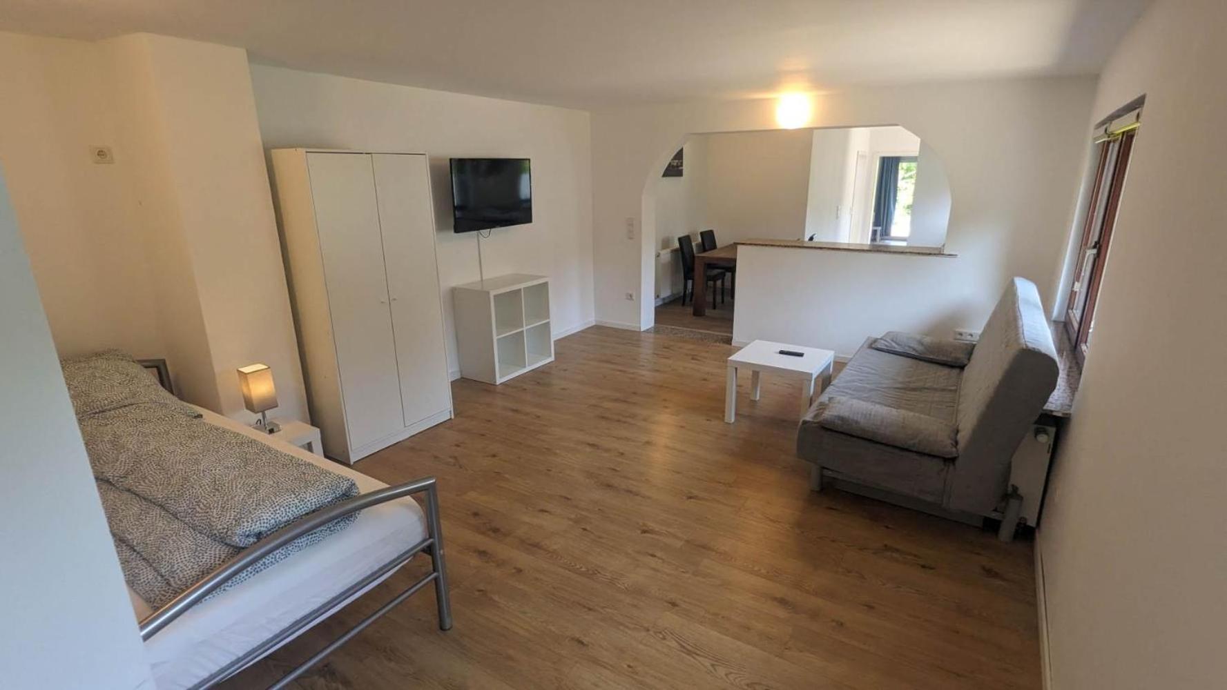 Beautiful Airportflats Near Kolonia