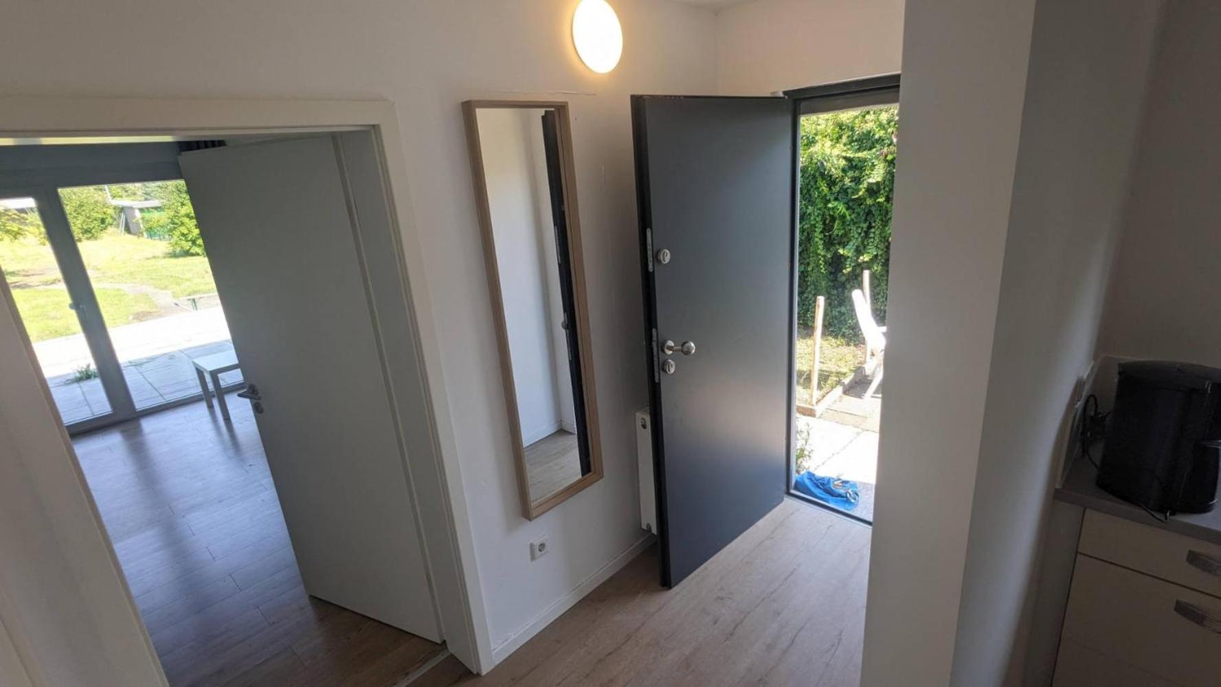 Apartament Beautiful Airportflats Near *