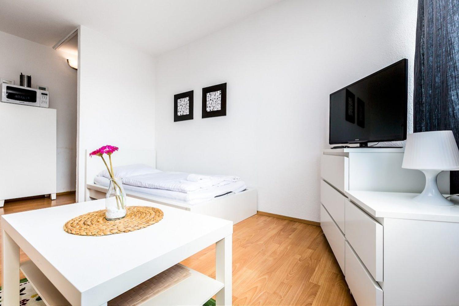 Apartment Budget Friendly Cologne