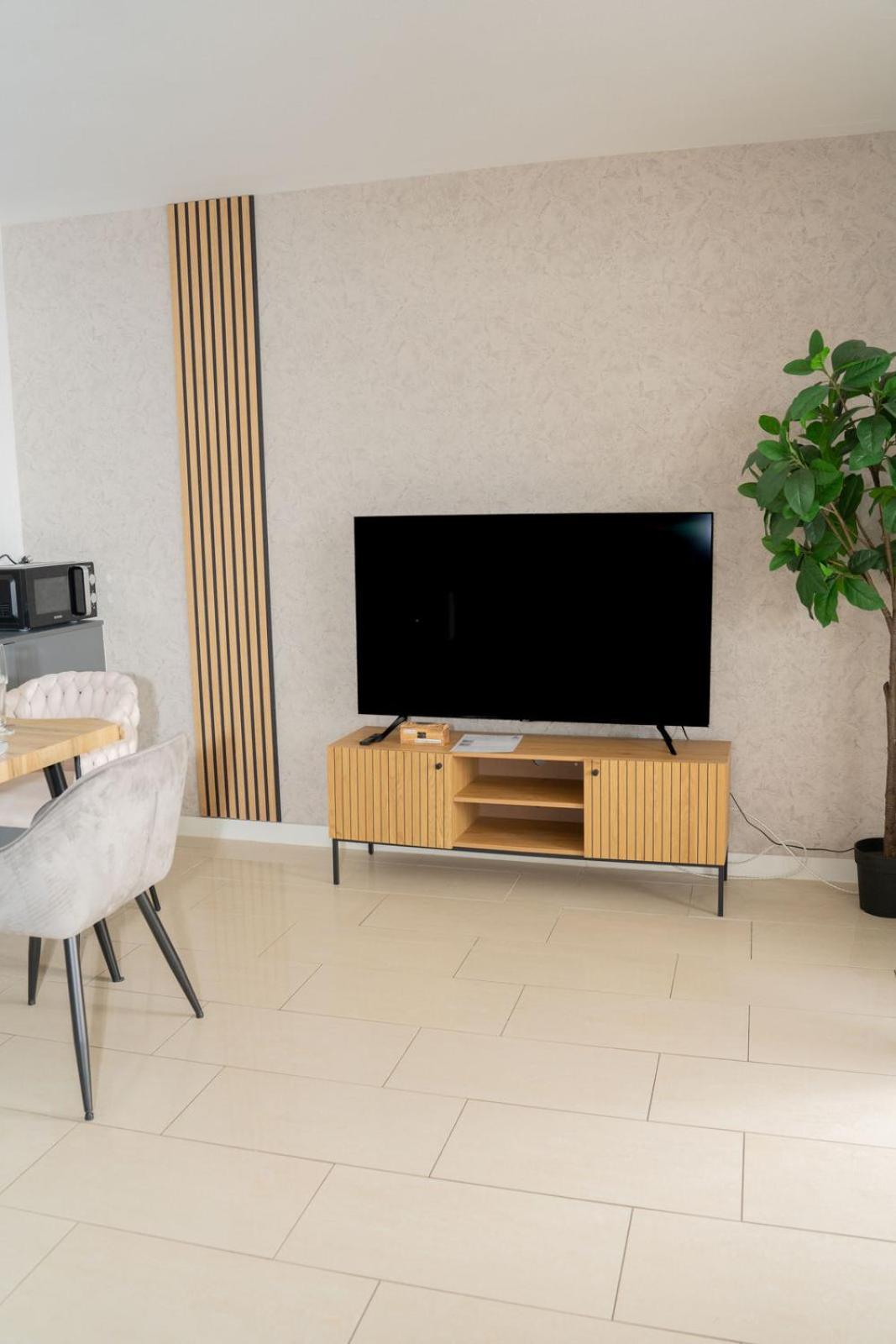 Smart Apartment *
