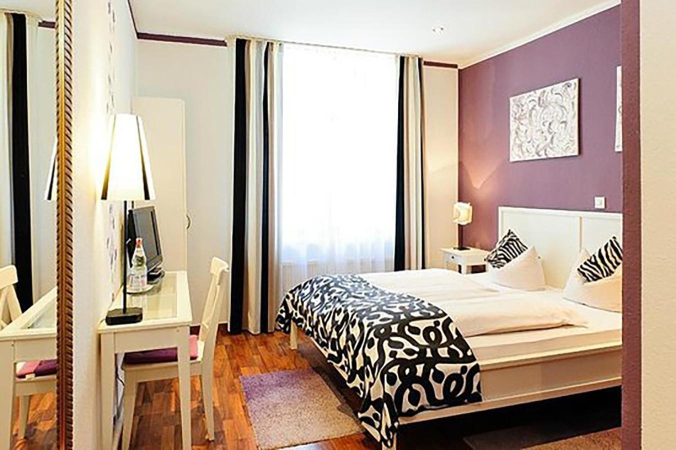 Skada Coelln Hotel 3*