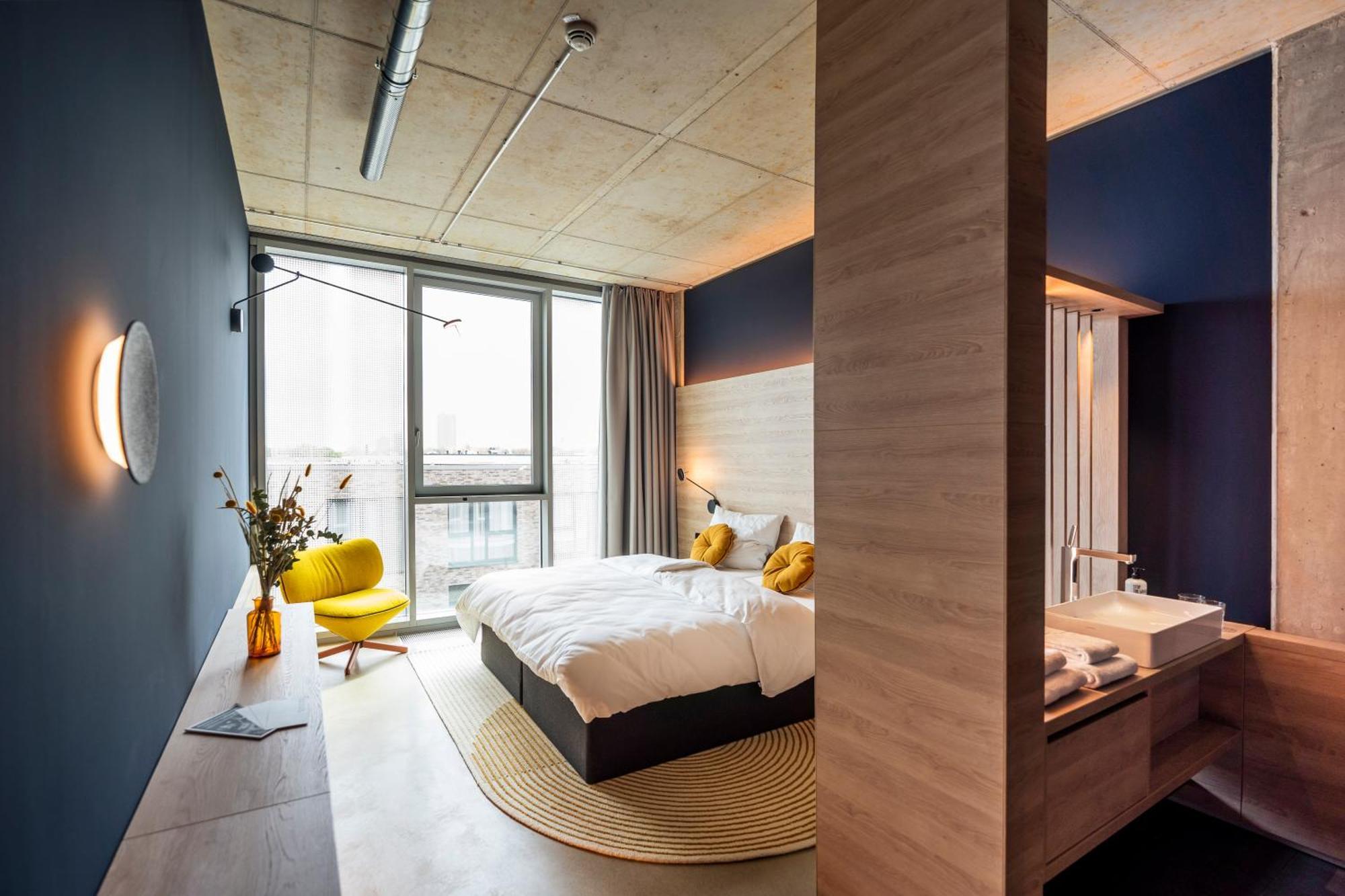 Theclouth 3* Cologne