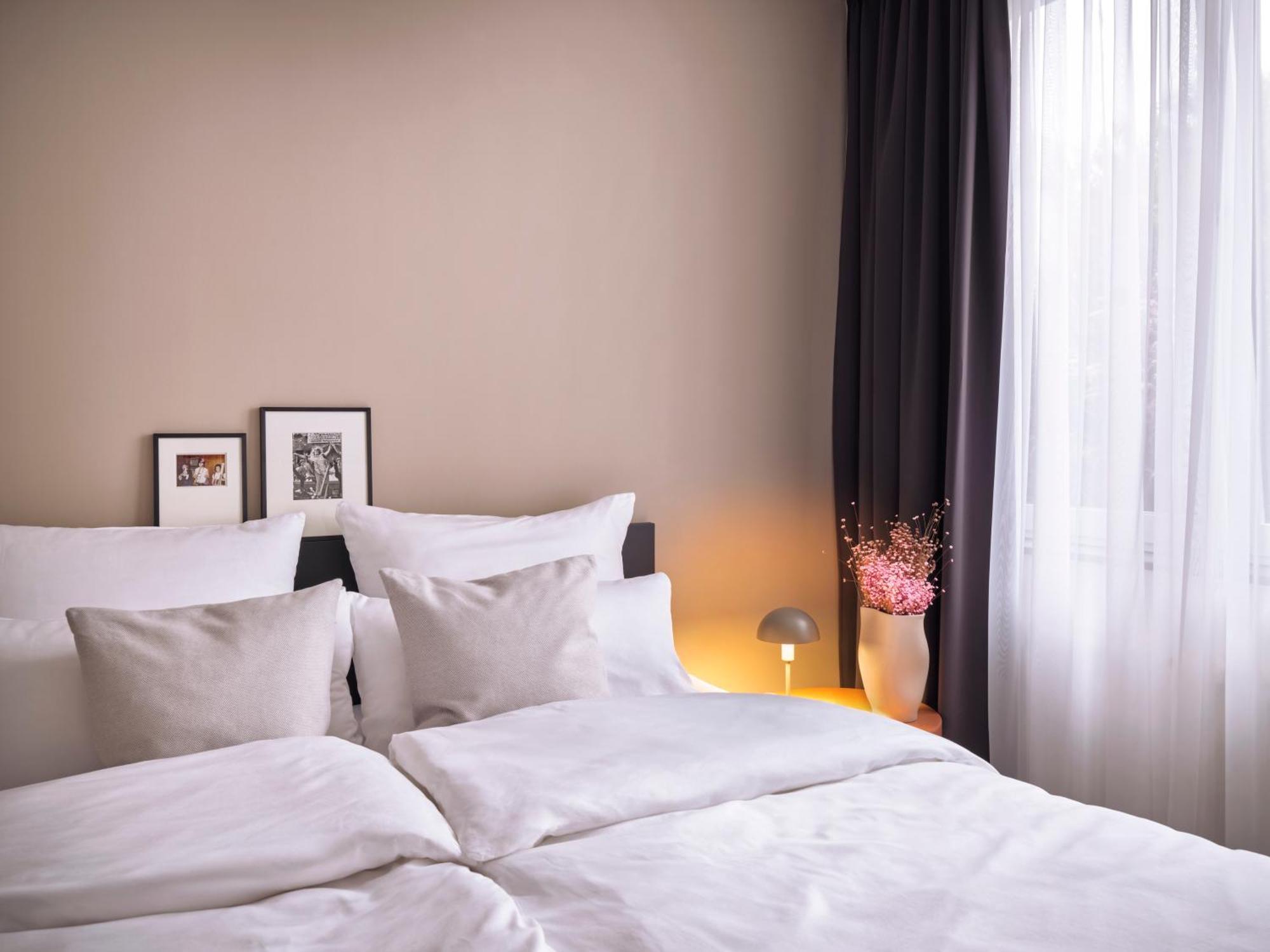 Stayery Suelz 4*