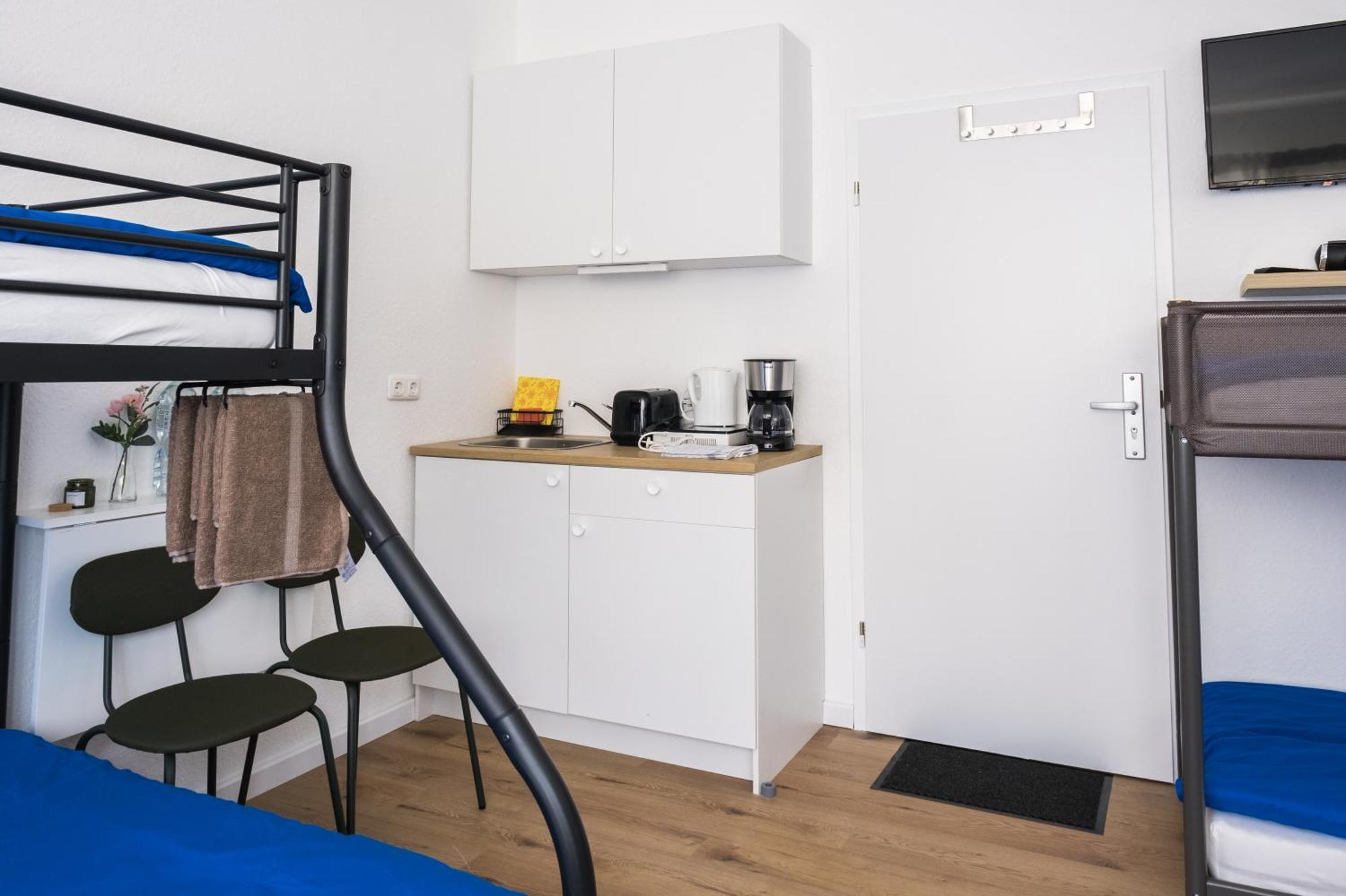 Hostel Maru Living C9