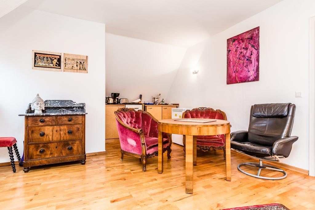 Nippes Apartment
