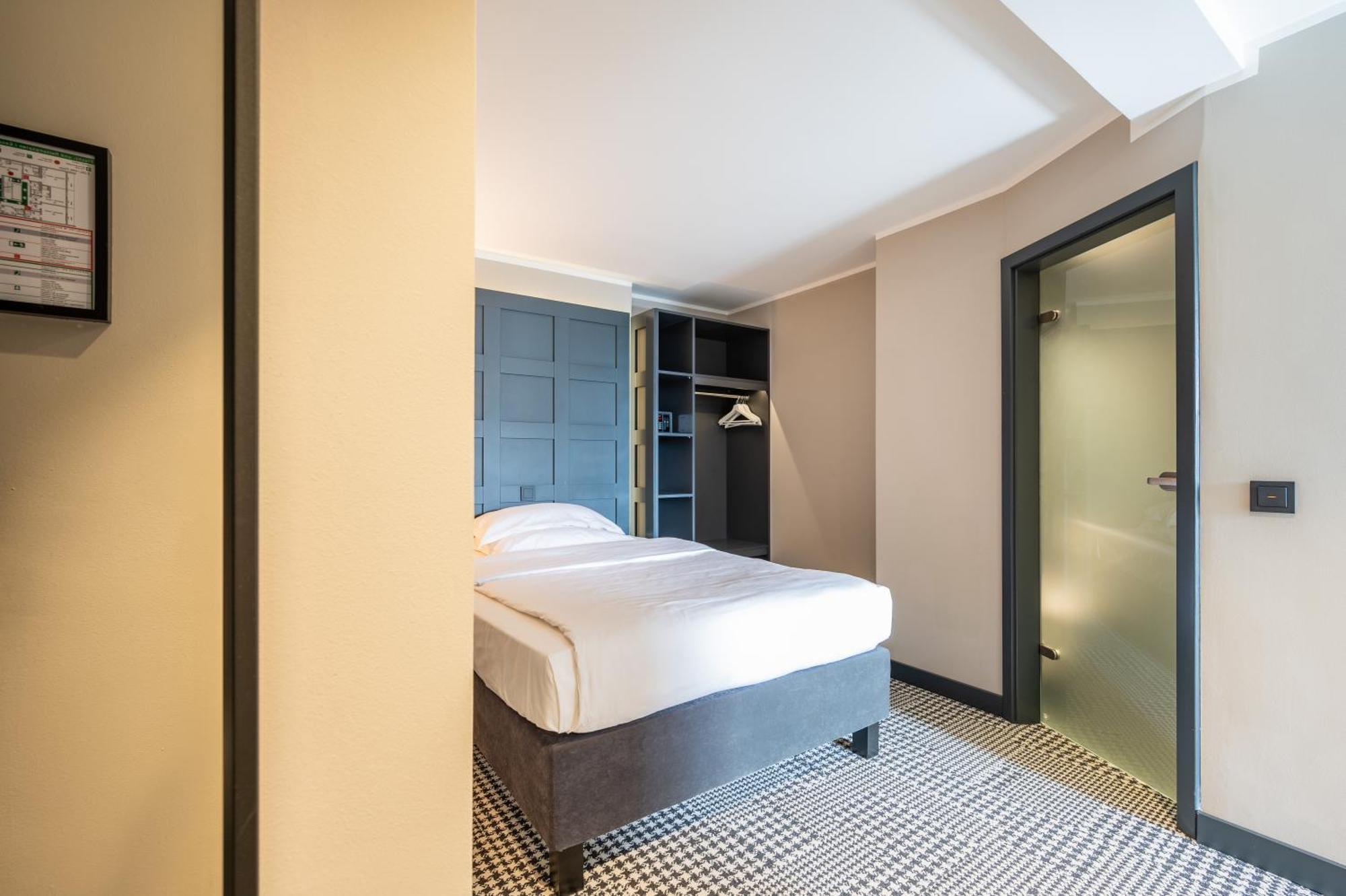 The Midtown Hotel