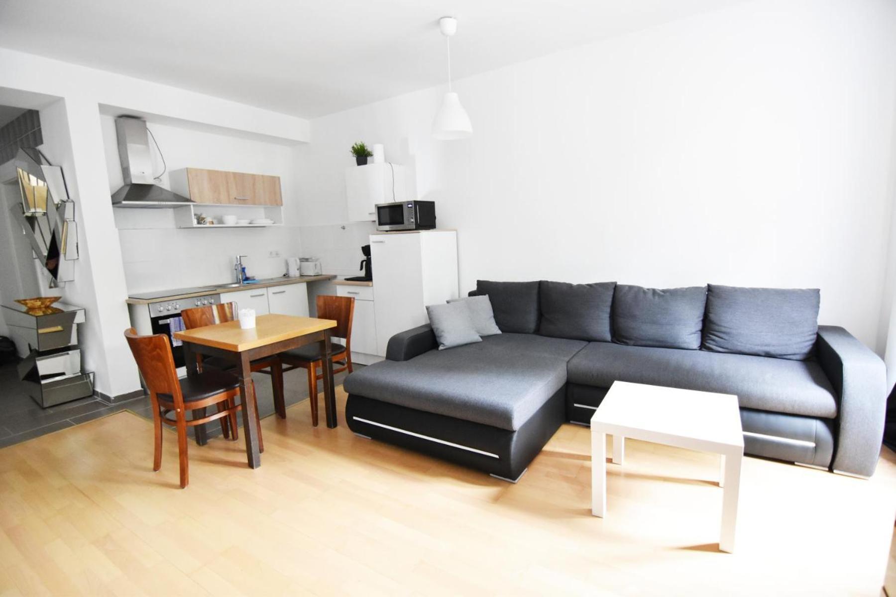 Dorya Am Ring Apartment Cologne