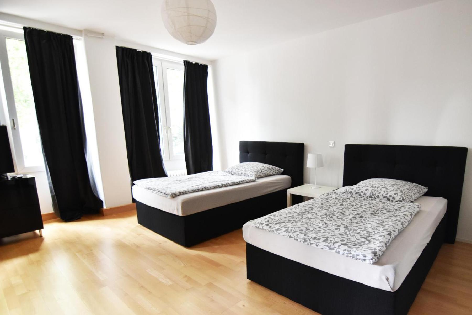 Apartment Dorya Am Ring Cologne