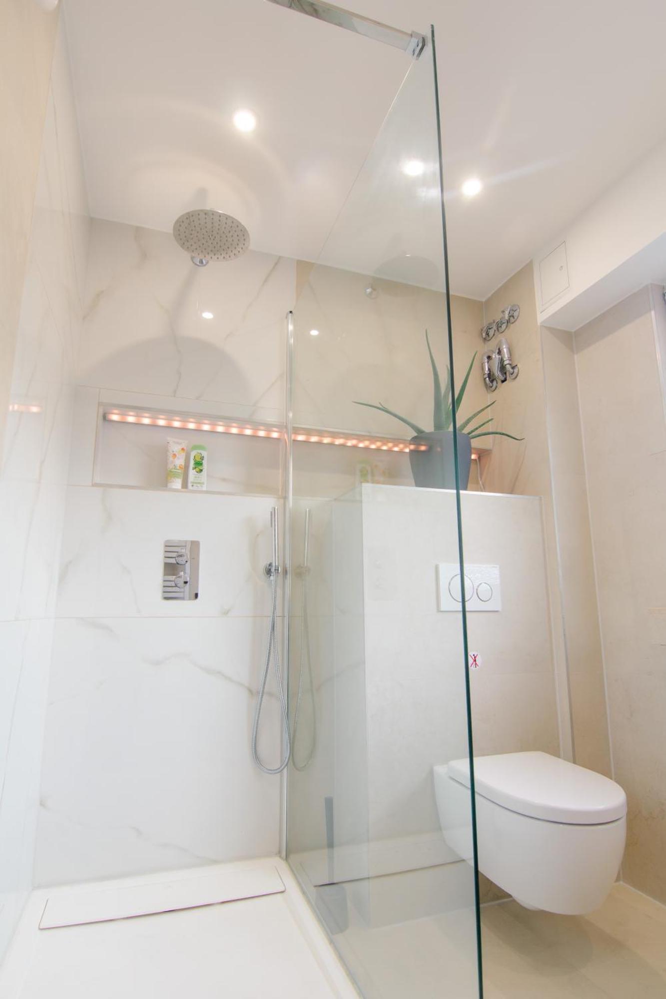 Comfort Hub - - 3 Gaestezimmer Im Eigentumshaus Guest house *