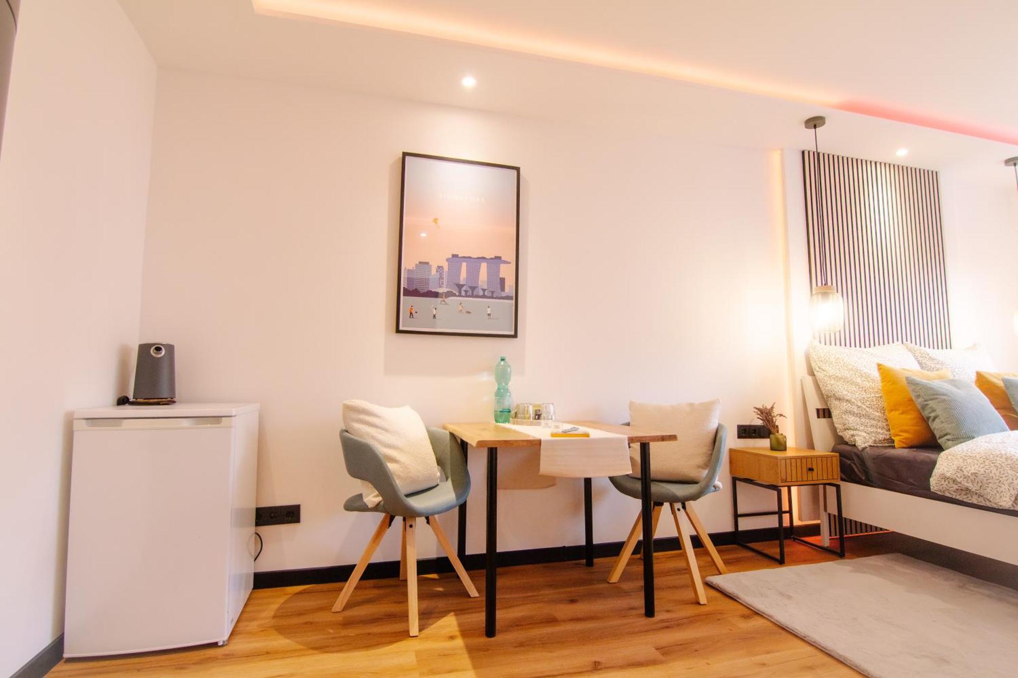 Shiny Singapore - - Doppelzimmer Mit Gemeinschaftsbad