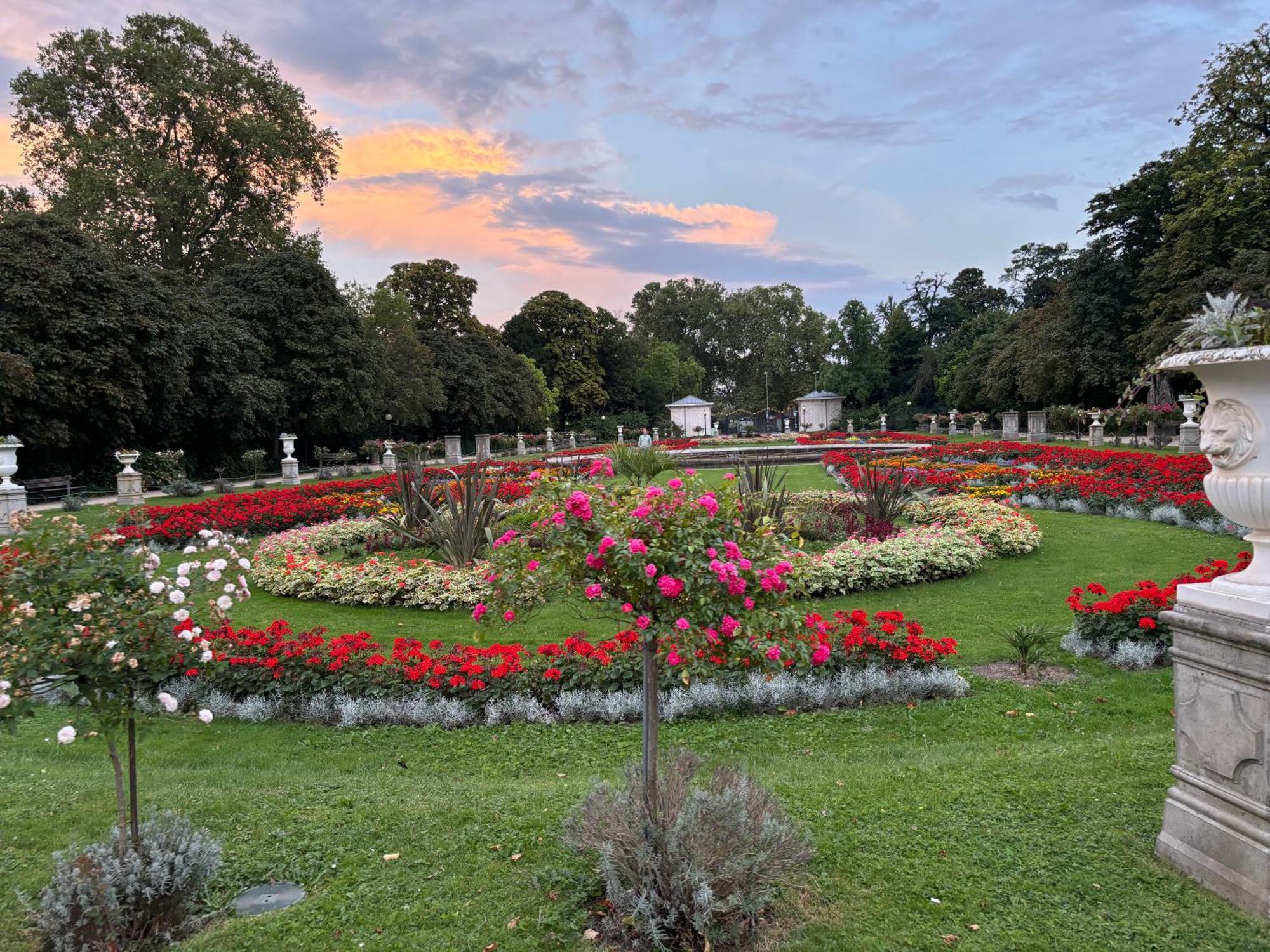 4 Min Naehe Von Hbf Und Dom Mit Garten ,balkon & Office
