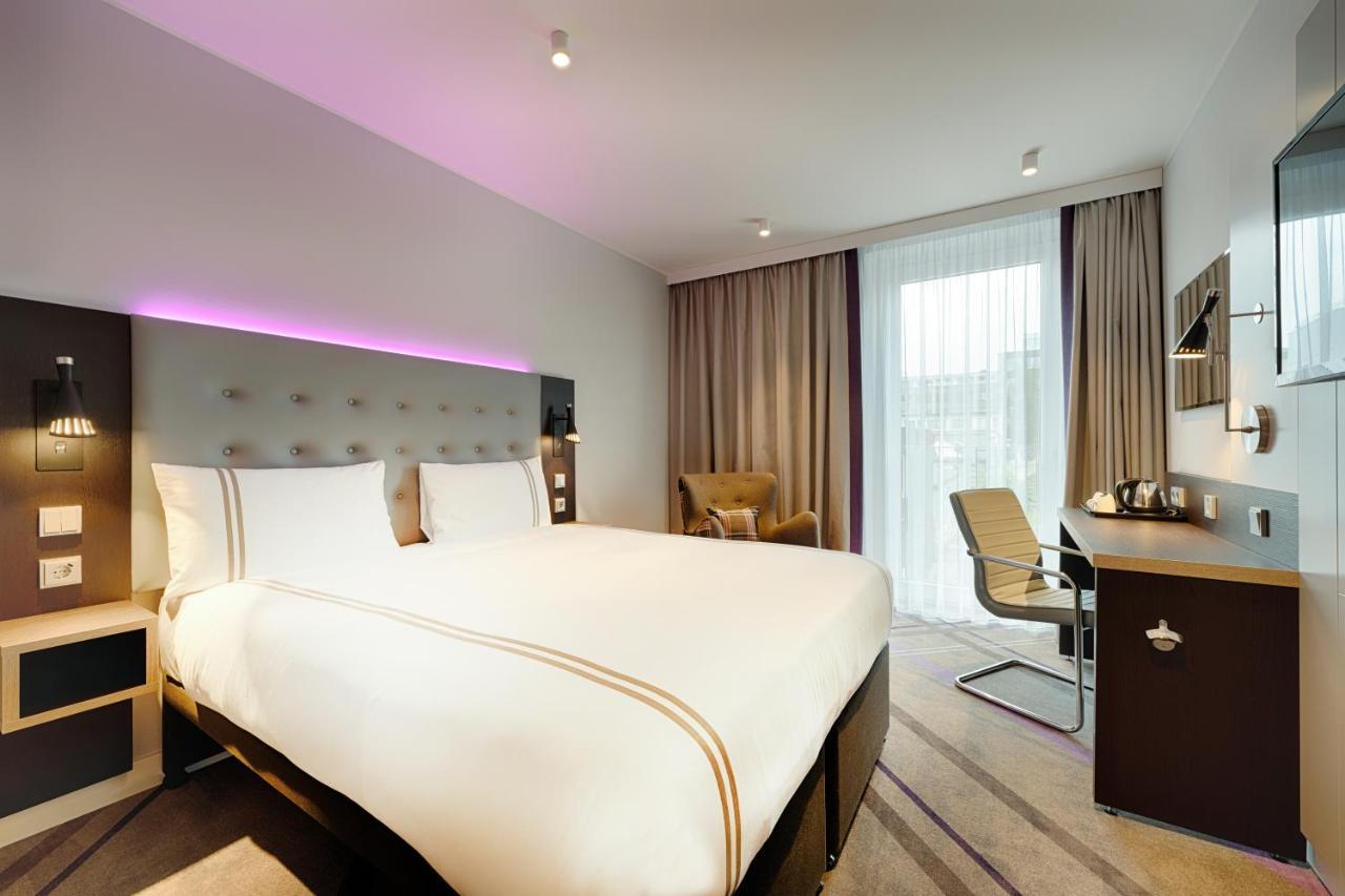 Premier Mediapark Hotel 3*