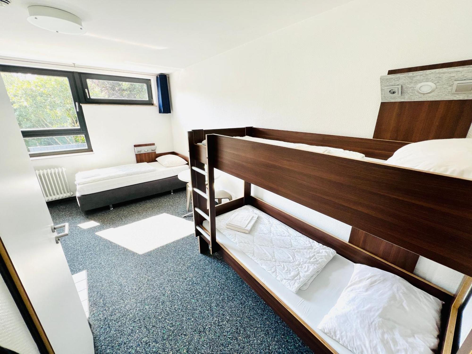 Hostel City-hostel Koeln-riehl