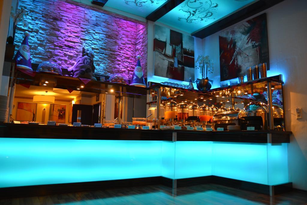 Star Am Dom Superior Hotel