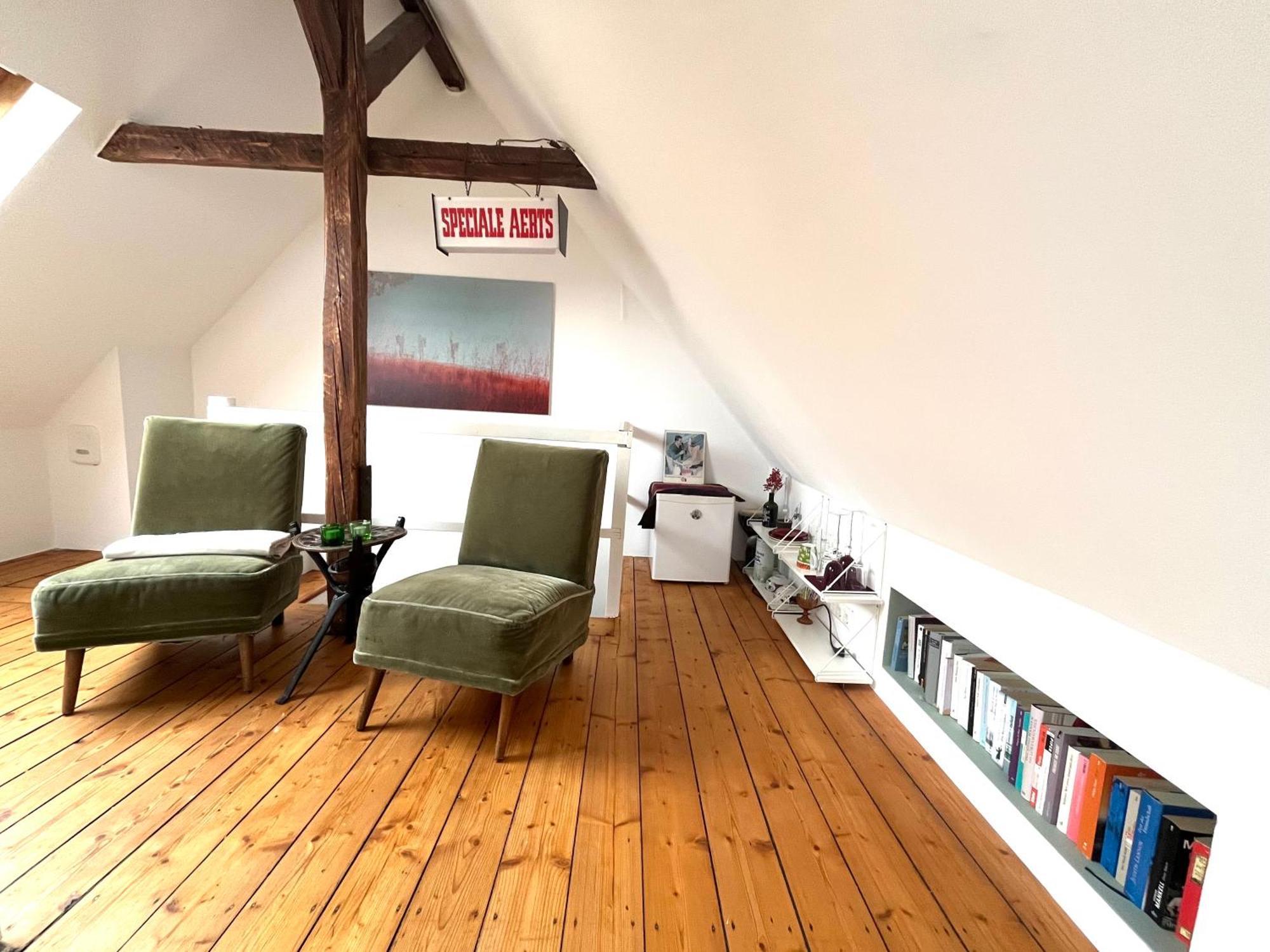 Accommodatie bij particulieren Helles Giebelzimmer Im Altbau