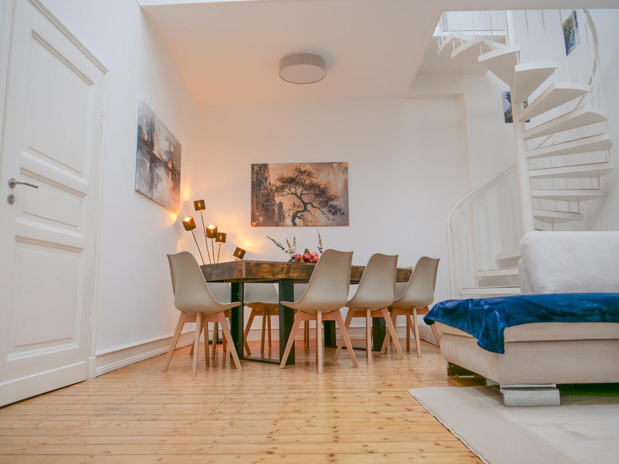 Aurelia Apartament *