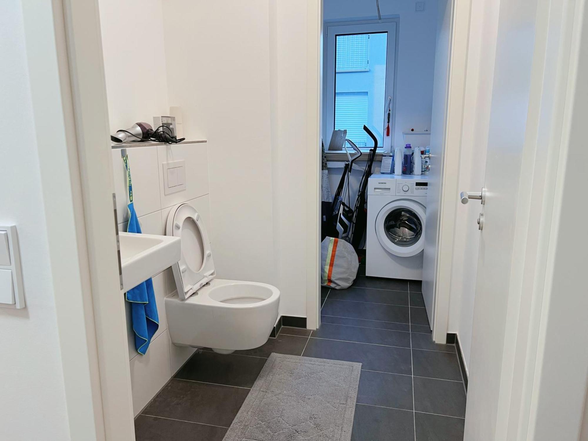 Apartment Moden In With Free Parking