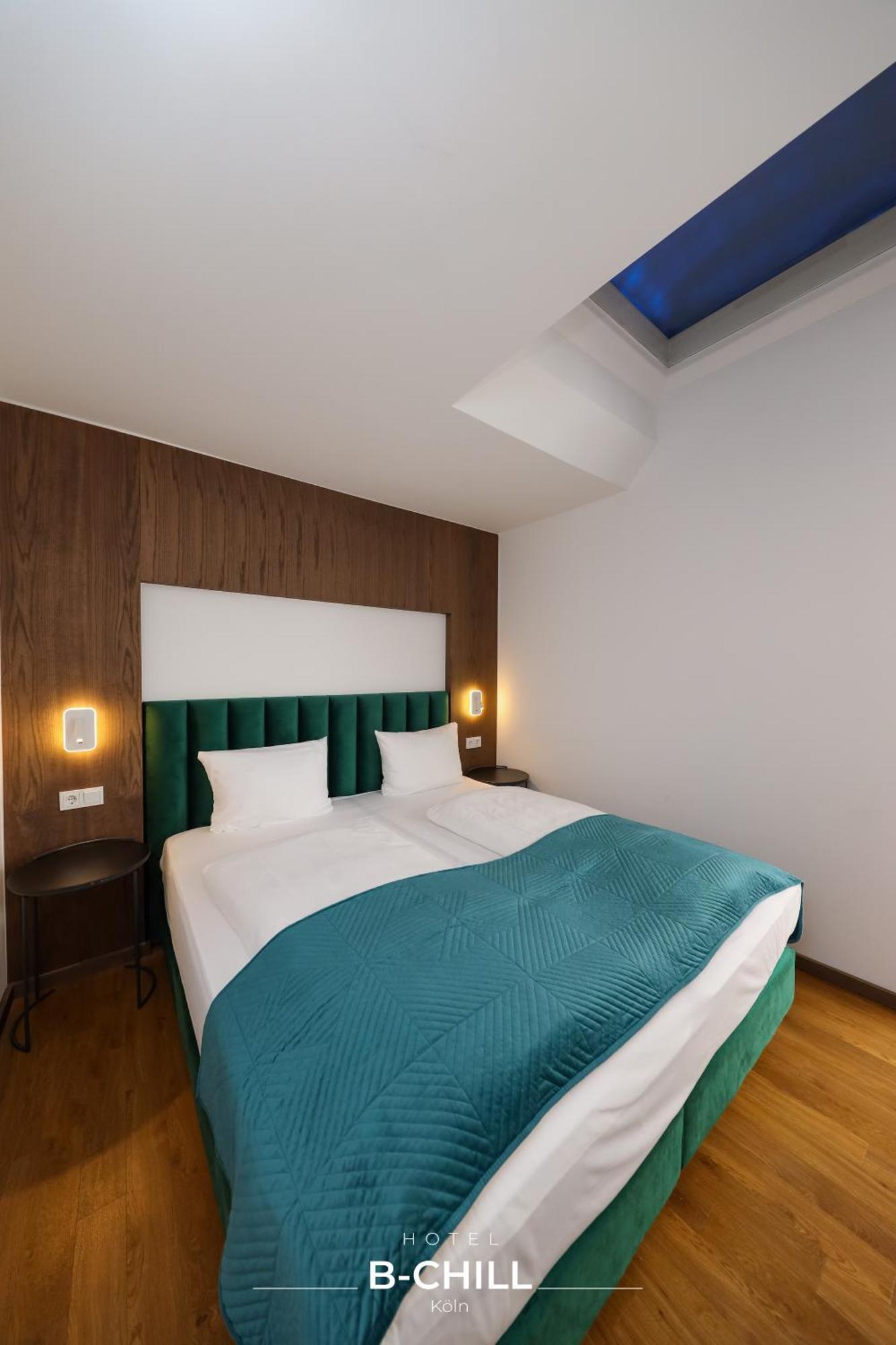 B-chill Hotel 4*