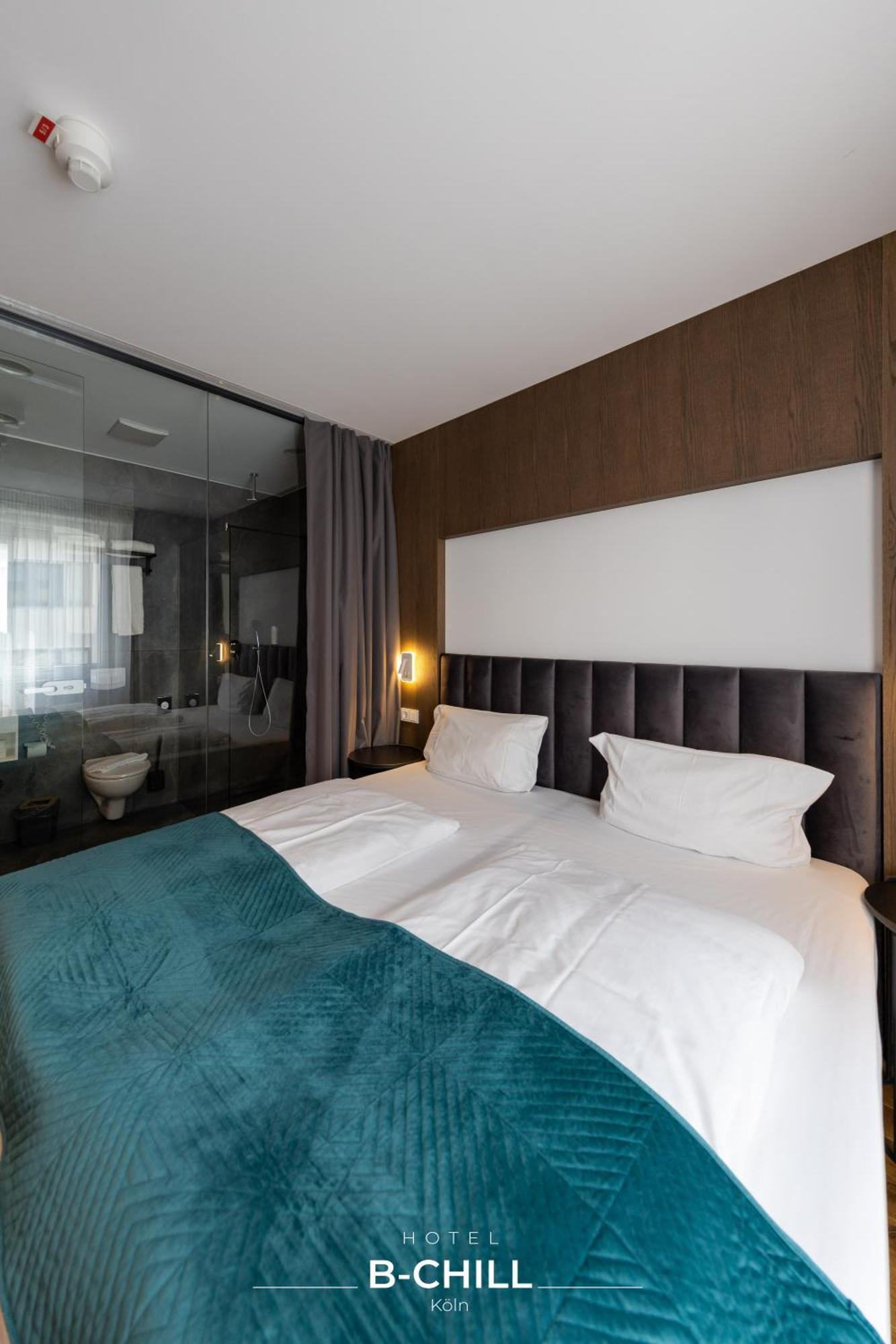 B-chill 4* Cologne