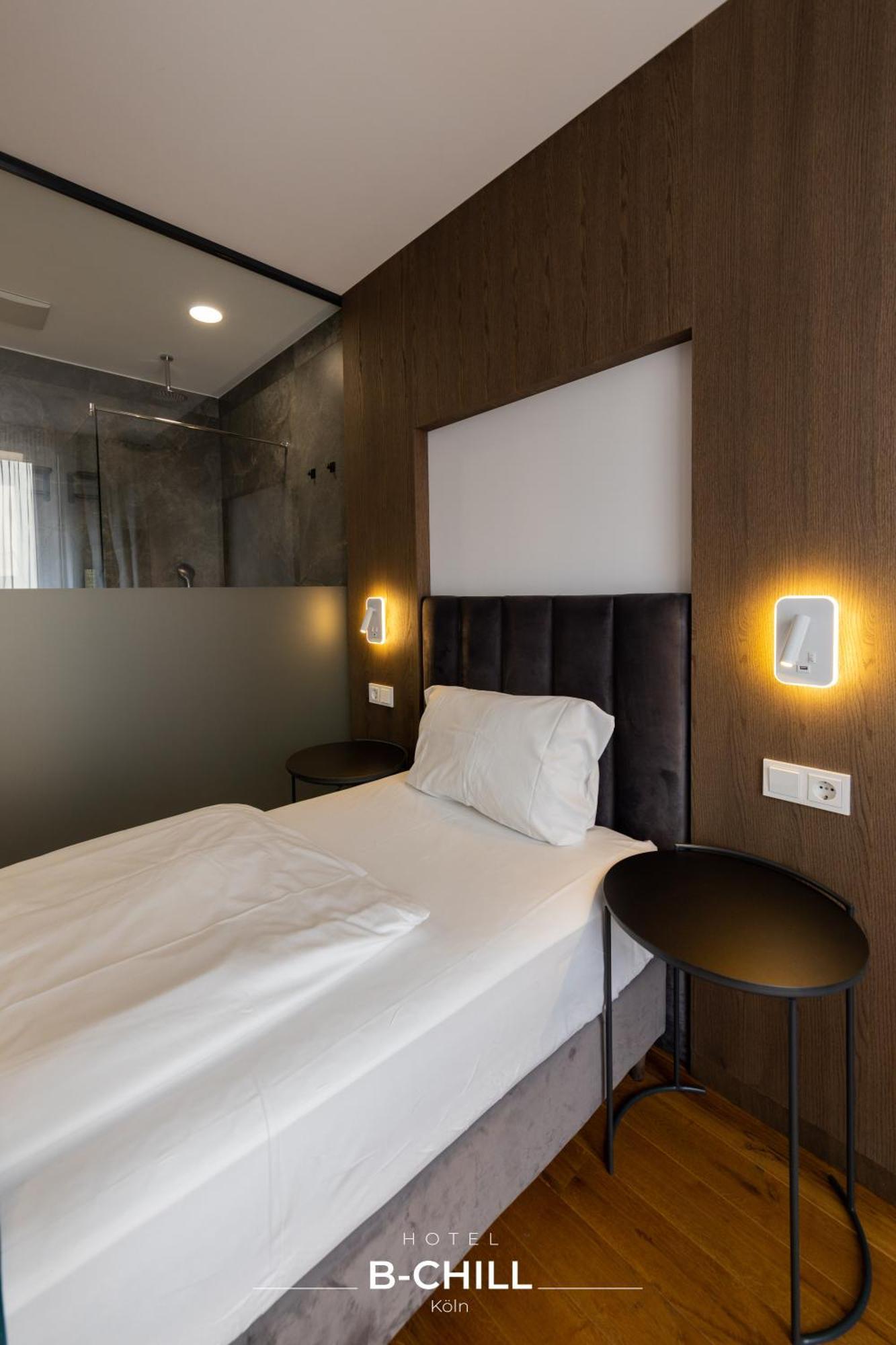 B-chill Hotel 4*