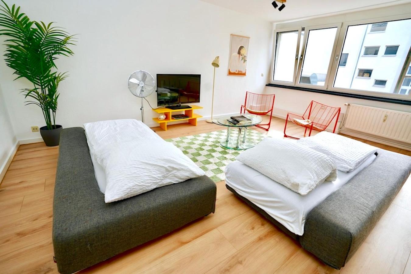 Apartment Hippes Im Herzen Koelns *