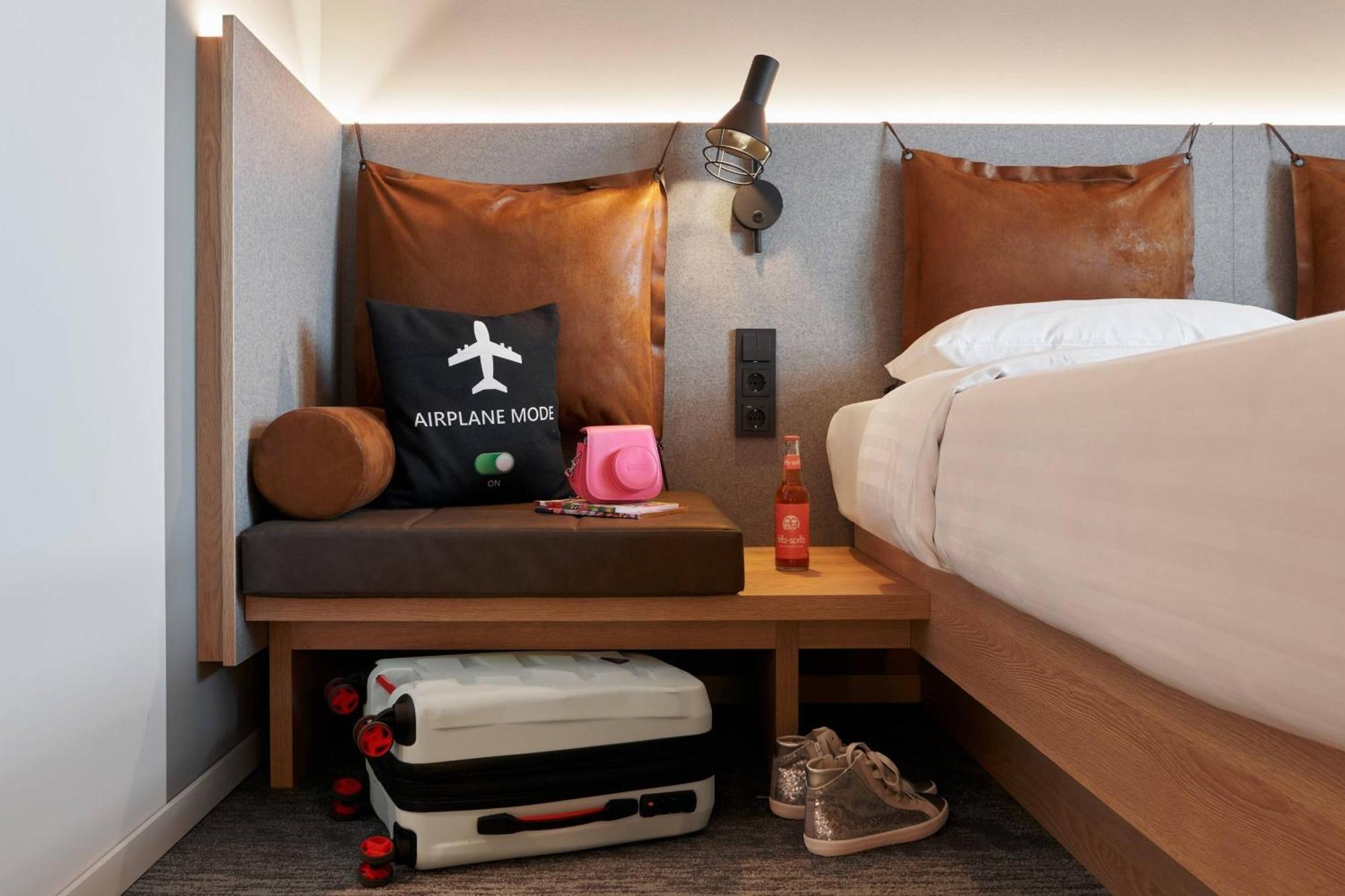 Moxy Bonn Airport Colónia