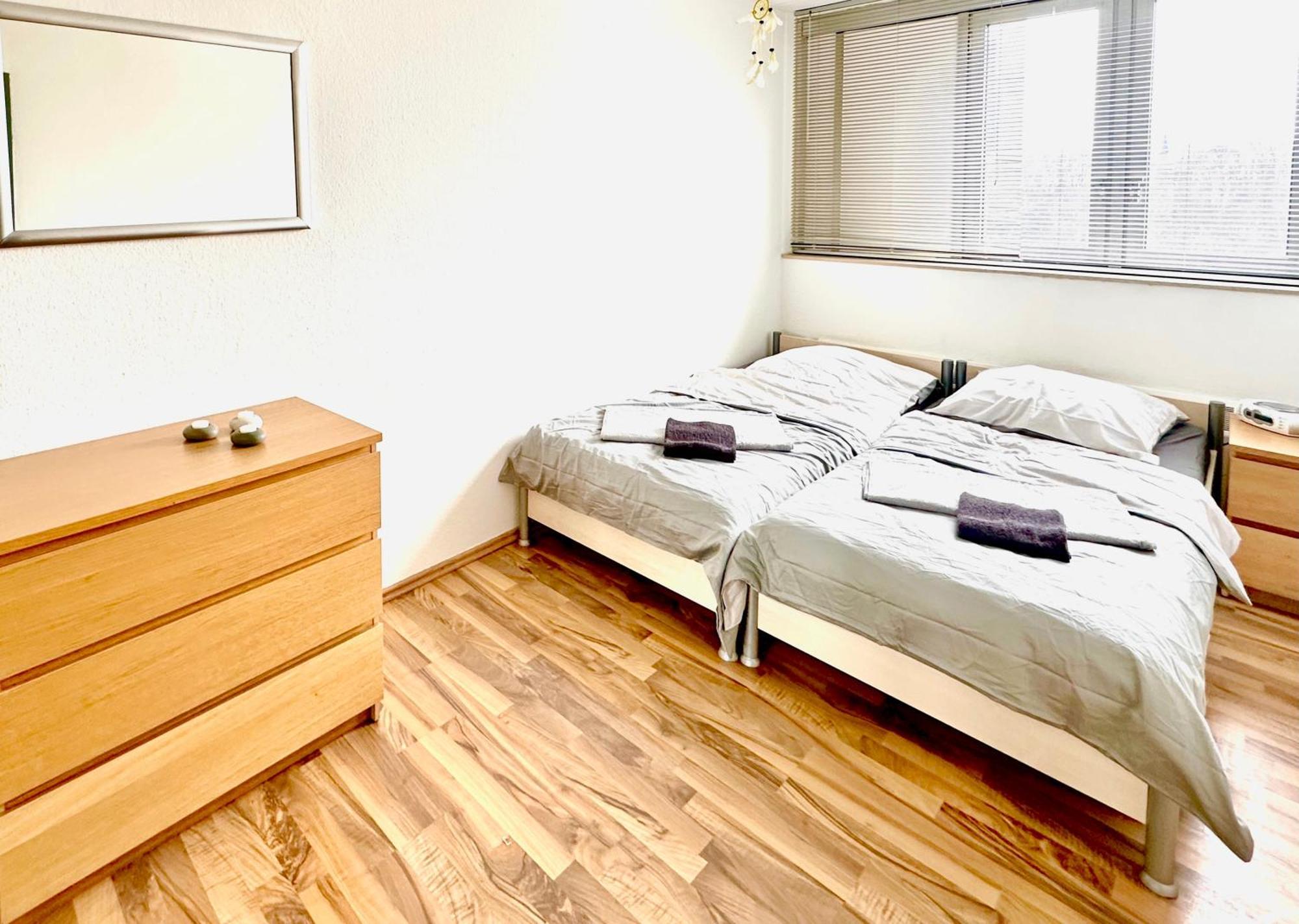 Domspitzen-blick, Cooles 2 Mit Indoor-swimmingpool Auf Dem Dach, Kueche Und Smart-tv *