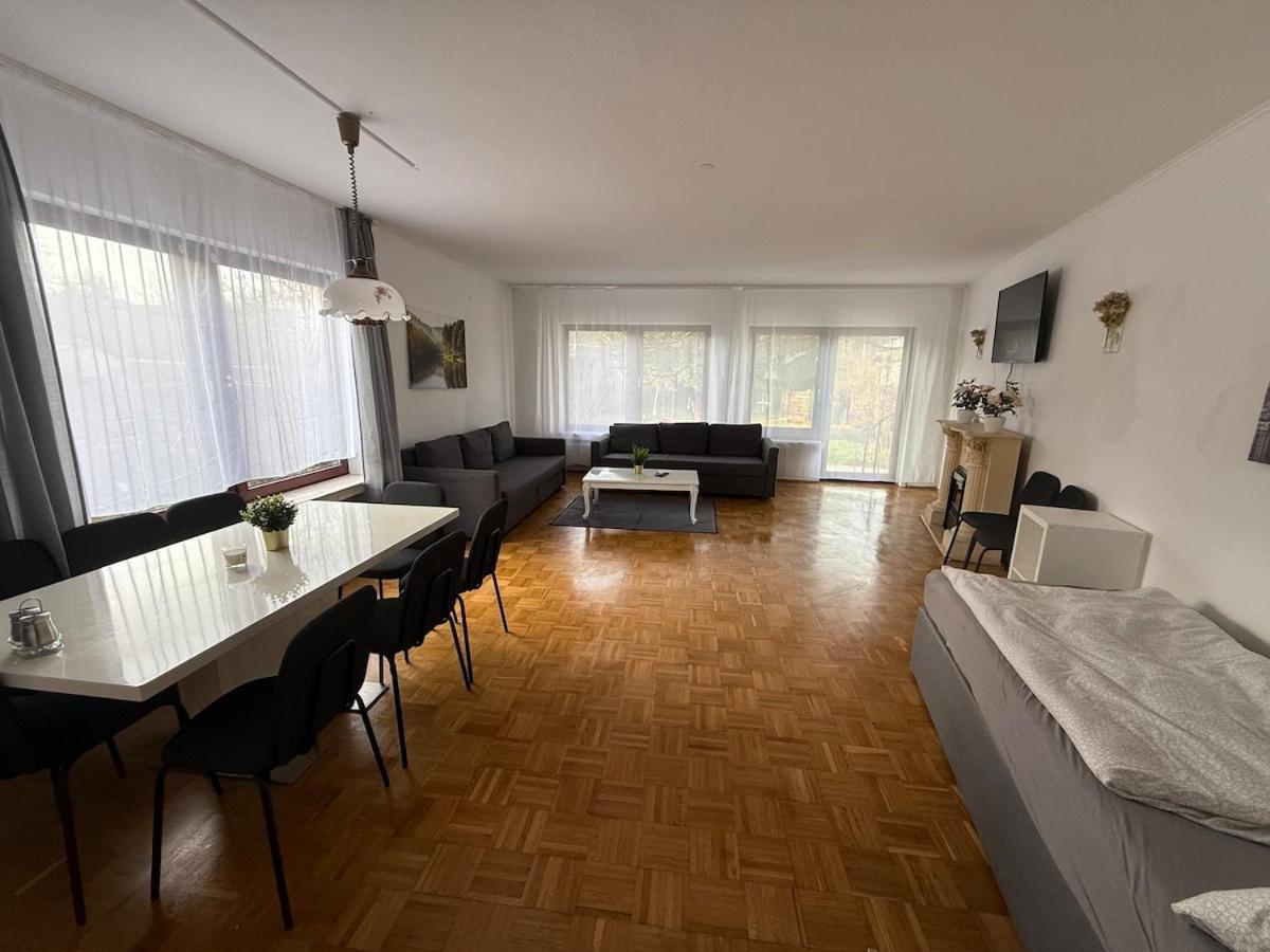Apartment In Poll P02 Cologne