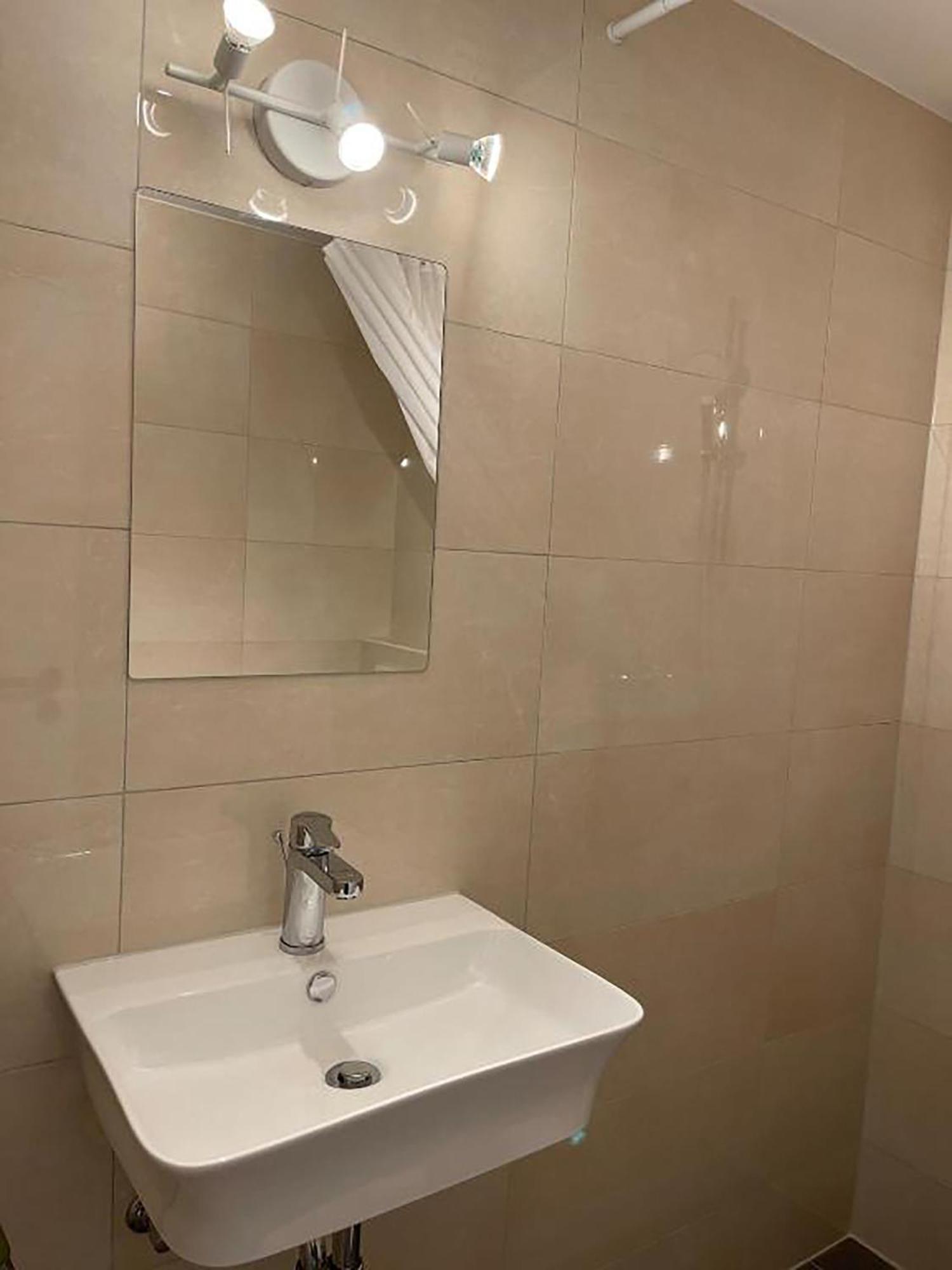 Appartement Aparment In Popular Neighborhood *