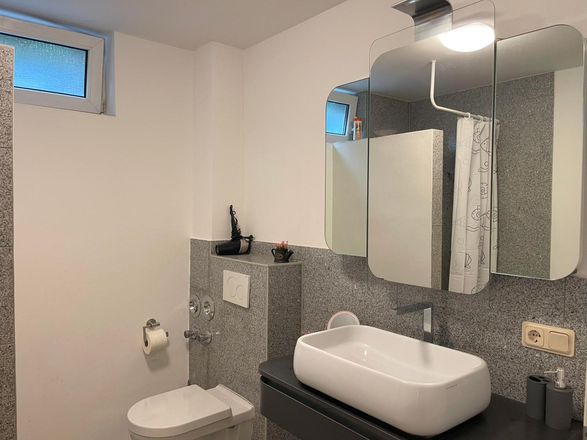 Apartment Cozy In Neusser Street *