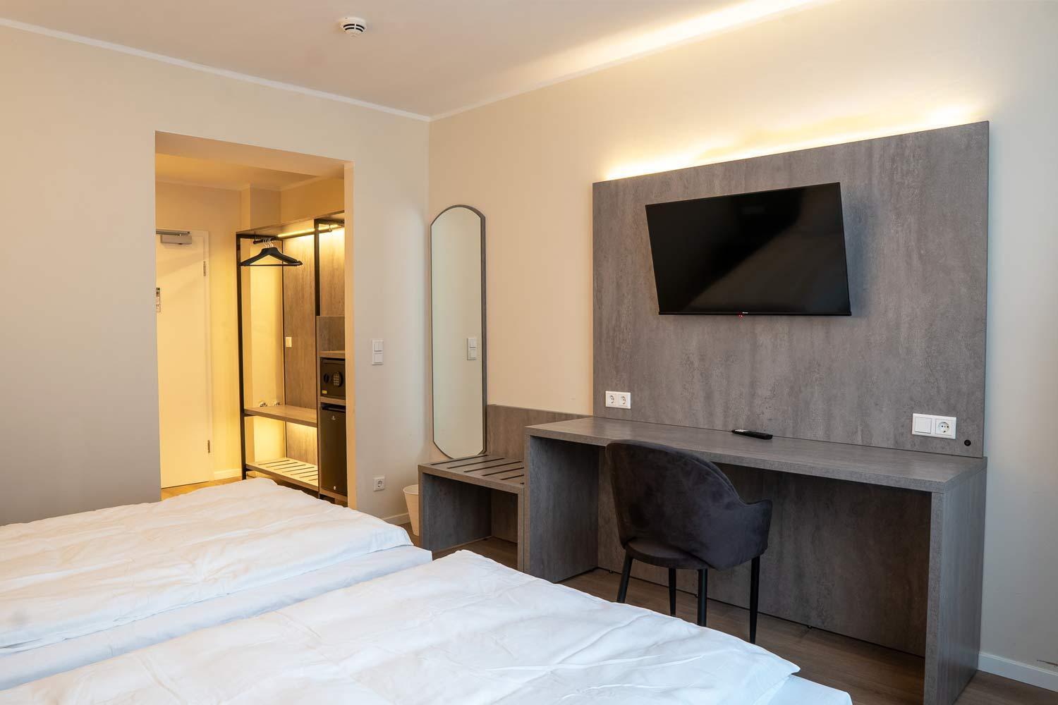 Diamonds Hotel *
