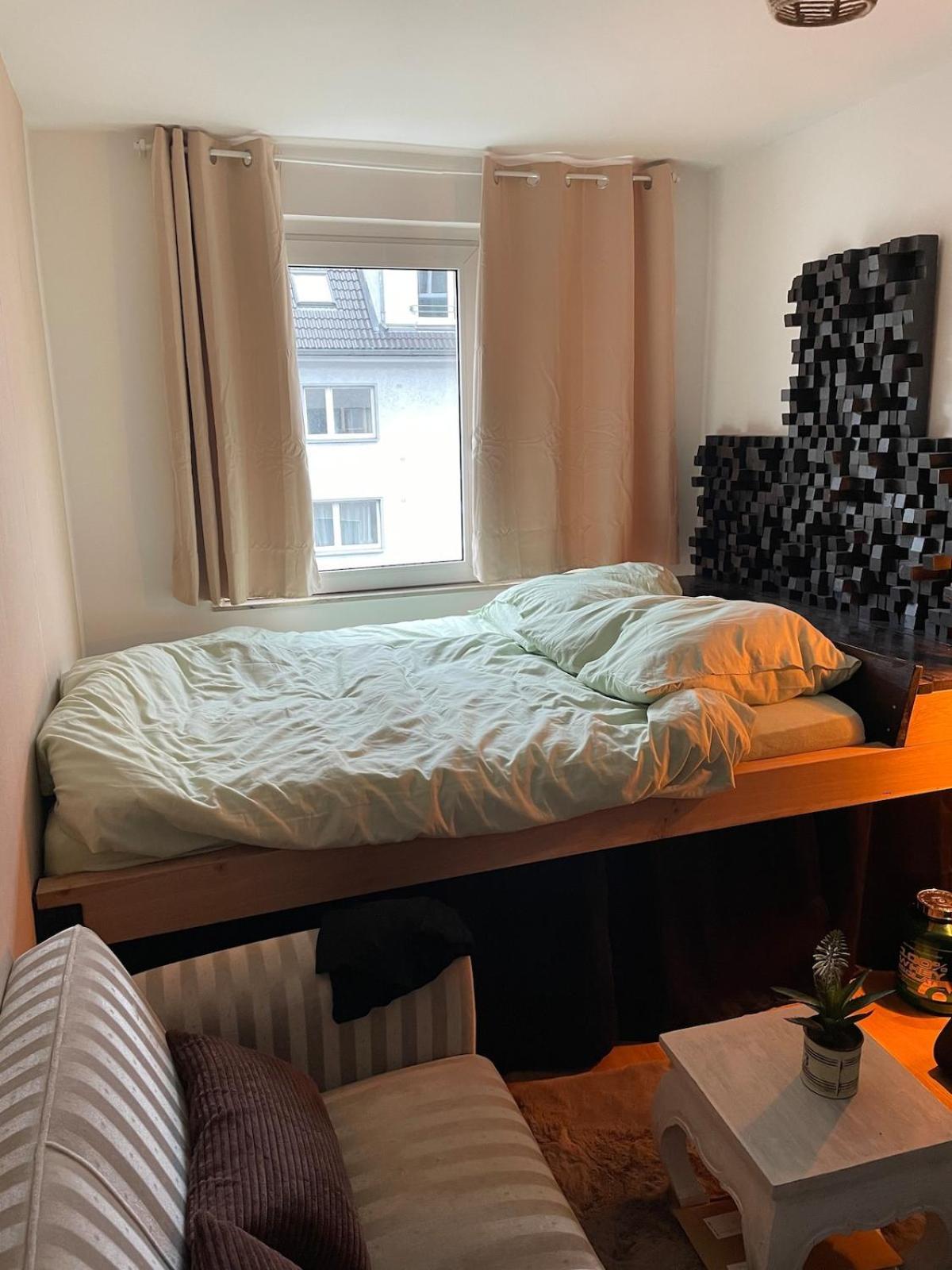 3 Bedroom In Cologne