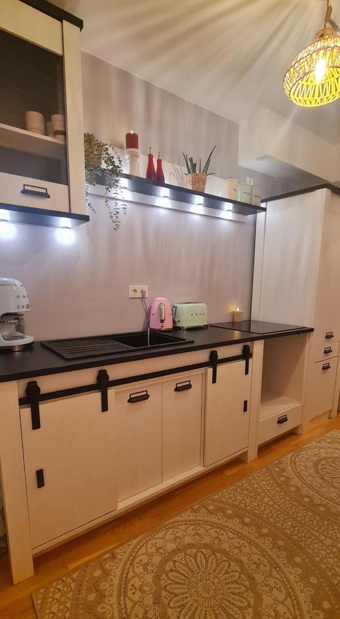 3 Bedroom In Apartment *