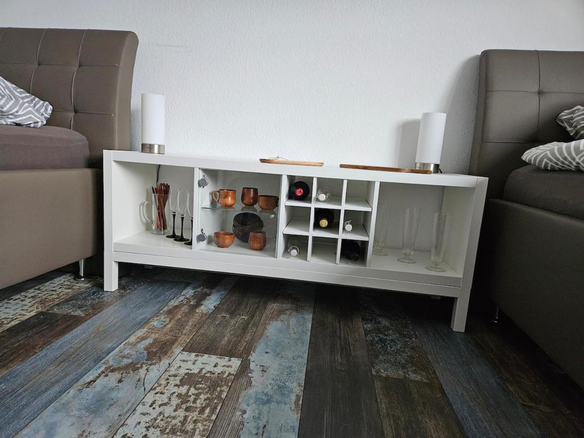 Charming Messenaehe Apartment Cologne