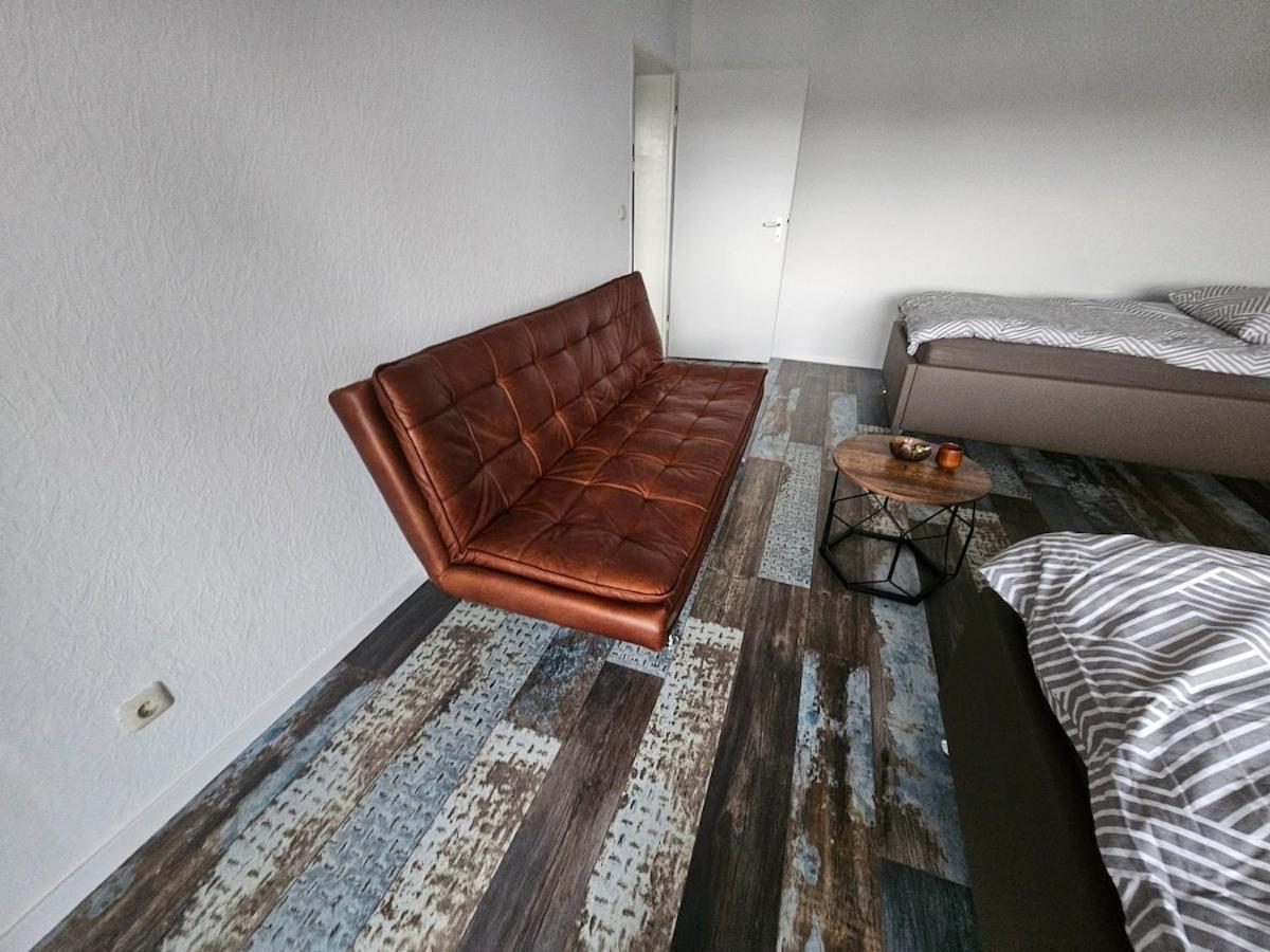 Apartment Mit Flair Koeln-messenaehe