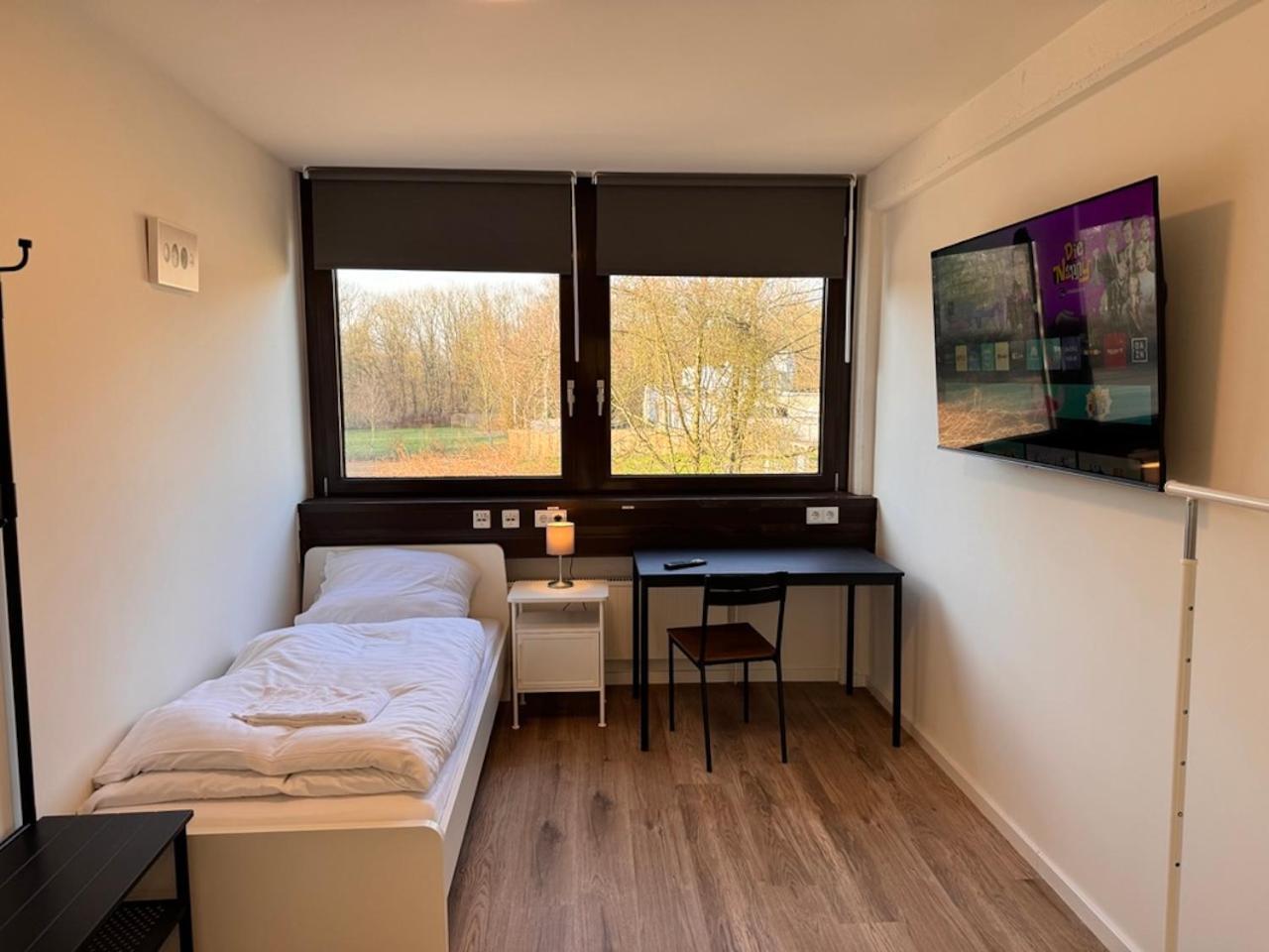 Mc Monti Nord Homestay Cologne