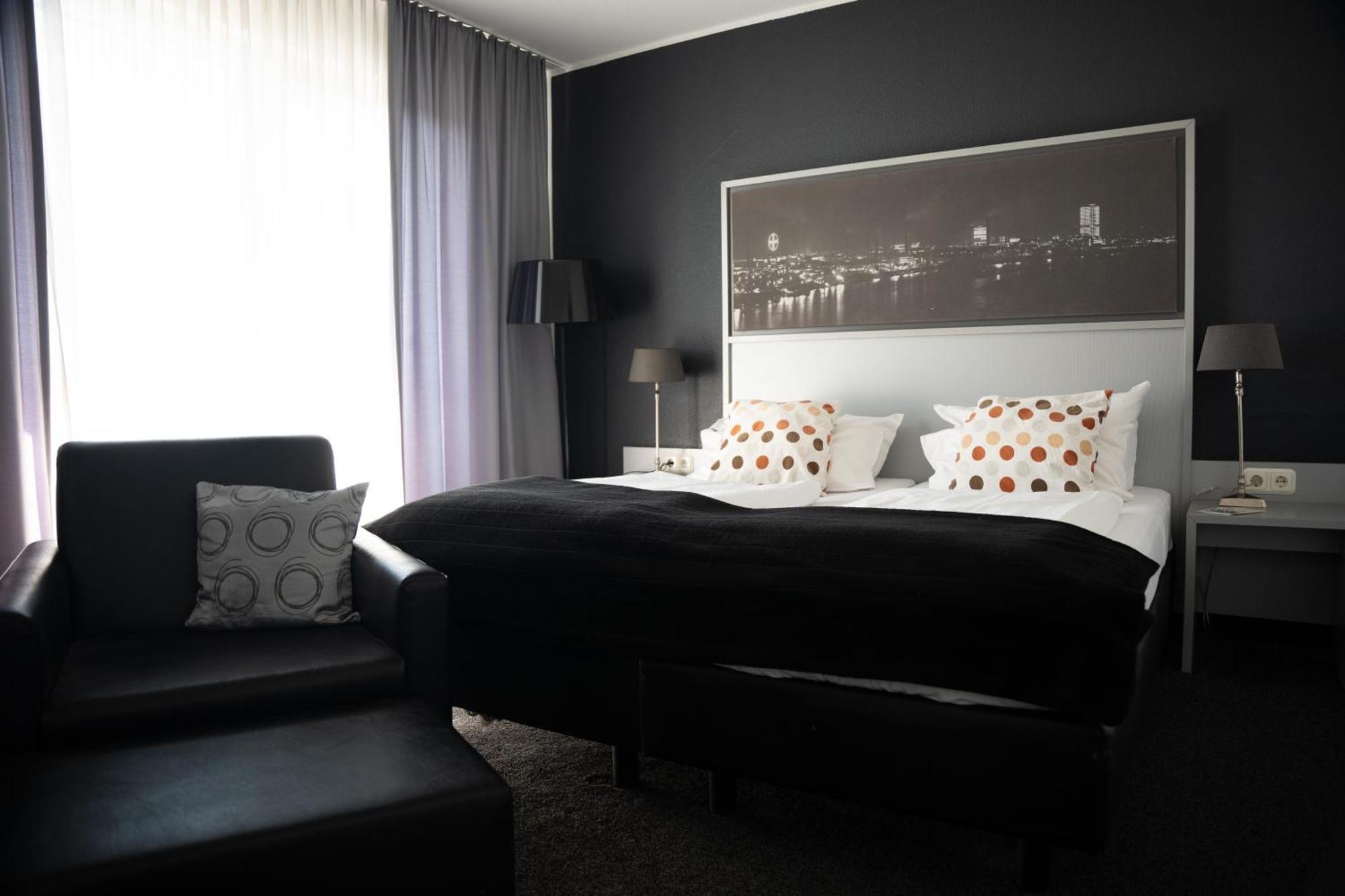 Medo Koeln Hotel 4*