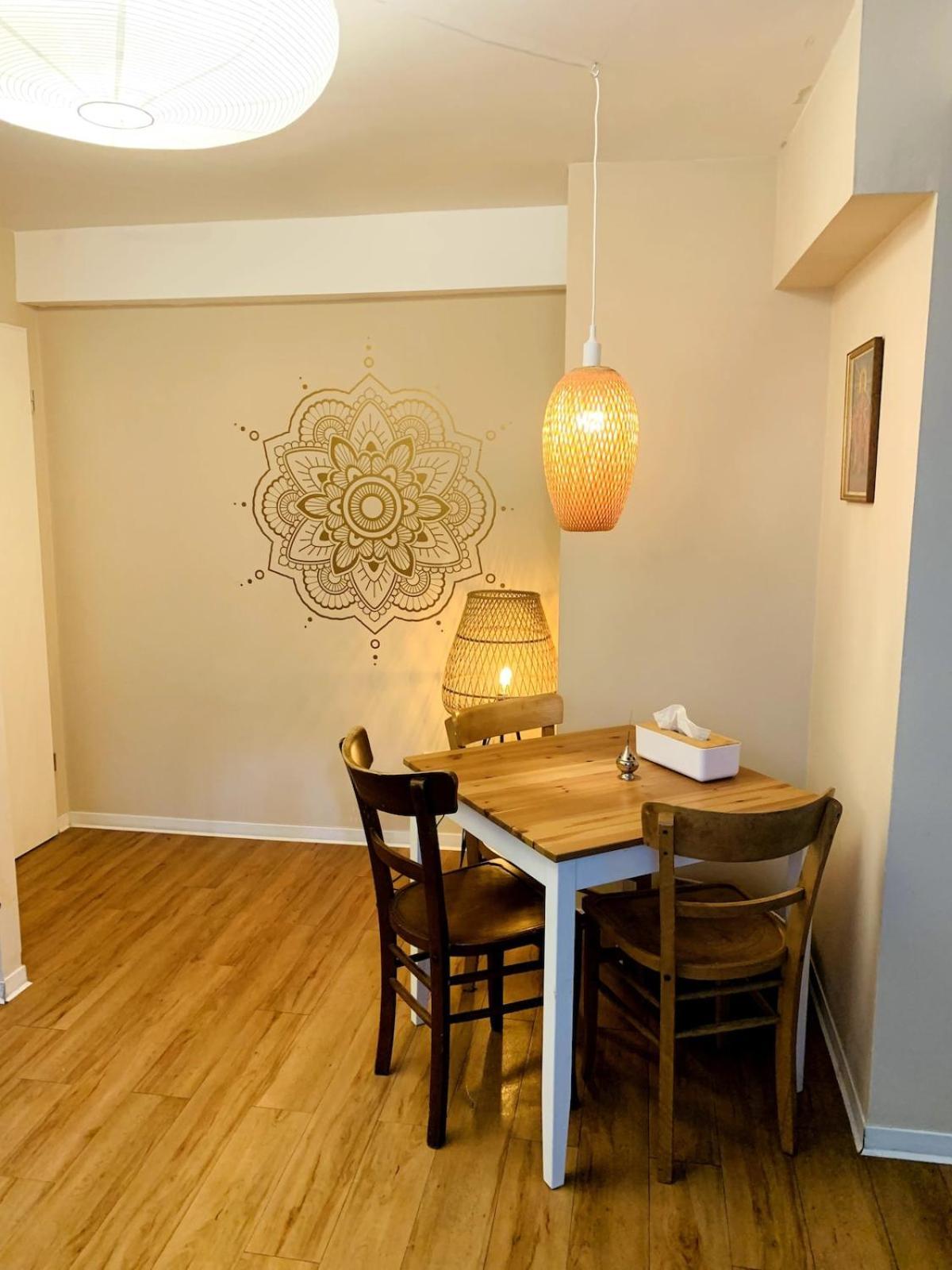 Apartment Cozy In Yoga In Trendy District Cologne
