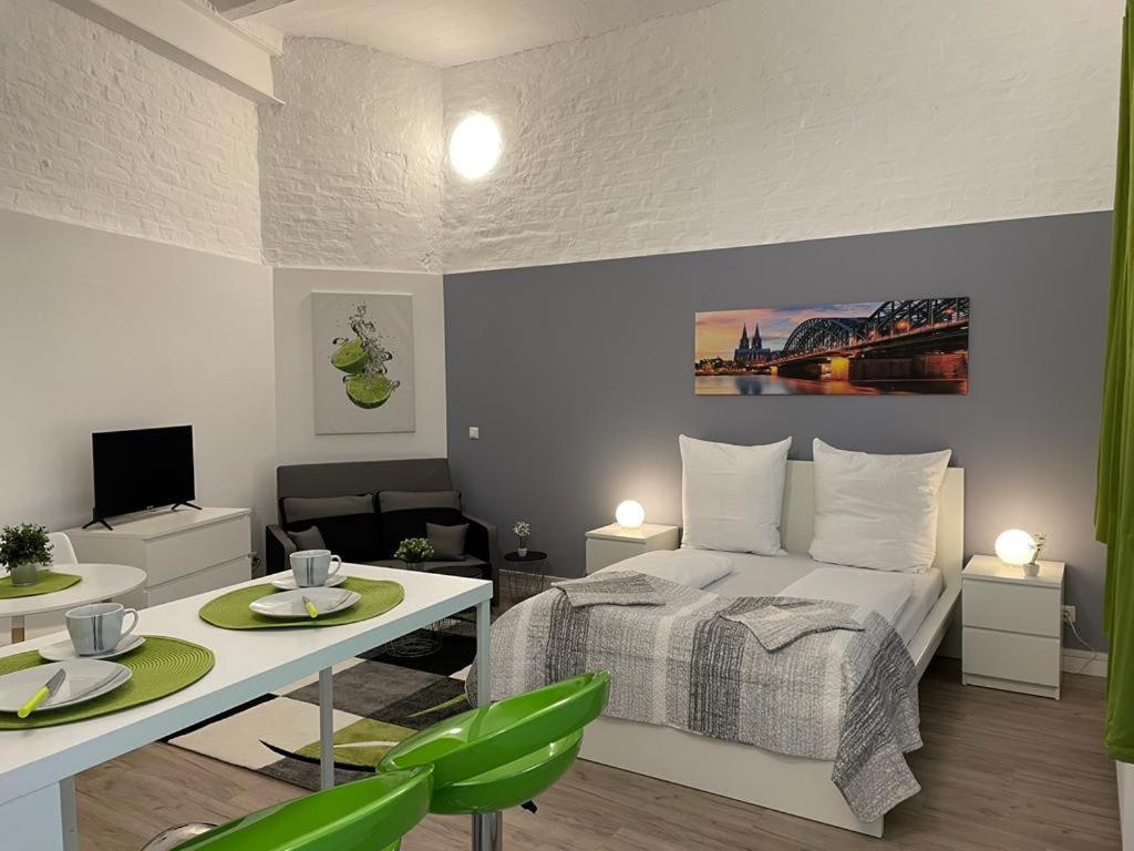 Apartment Cityperle - Ruhige In Direkter Innenstadt Lage Naehe Dom - Köln