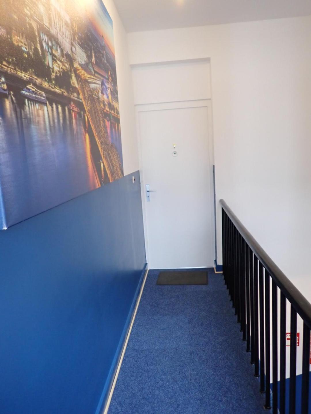 Zentrum, Direkt Am Dom Grosses 3 53 Qm Apartment Cologne